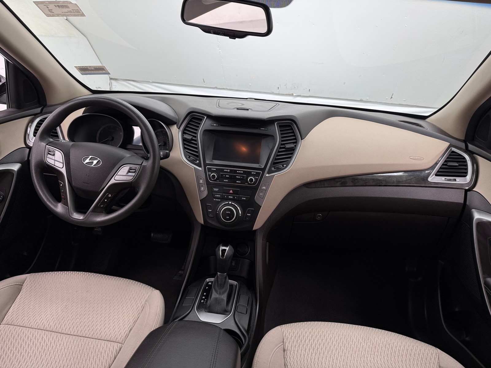 Thumbnail: 2017 Hyundai Santa Fe - 3