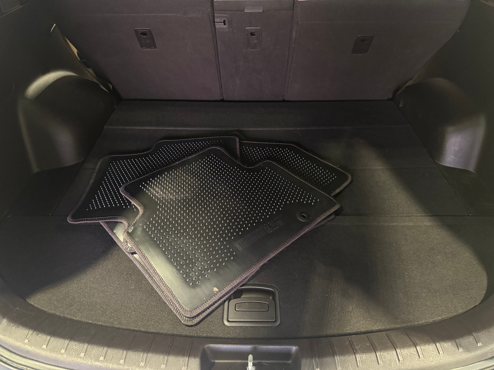 Thumbnail: 2017 Hyundai Santa Fe - 7