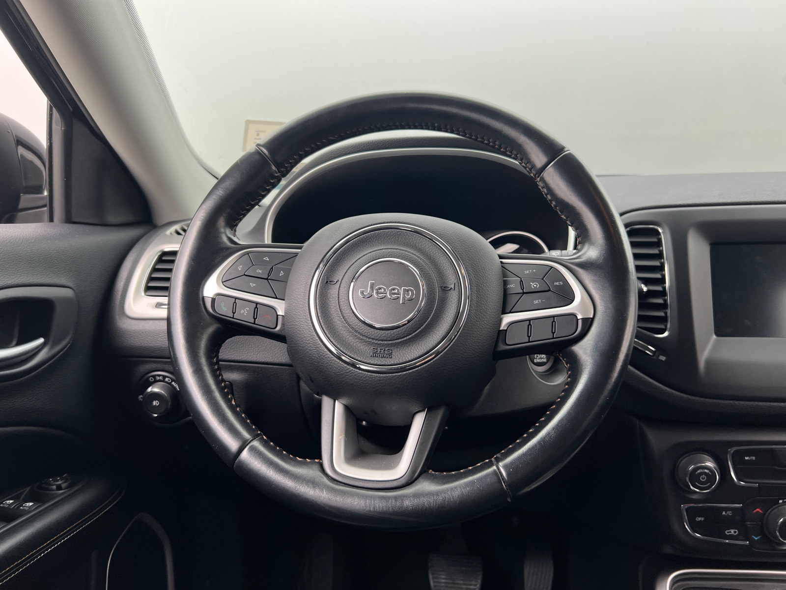 Thumbnail: 2020 Jeep Compass - 5