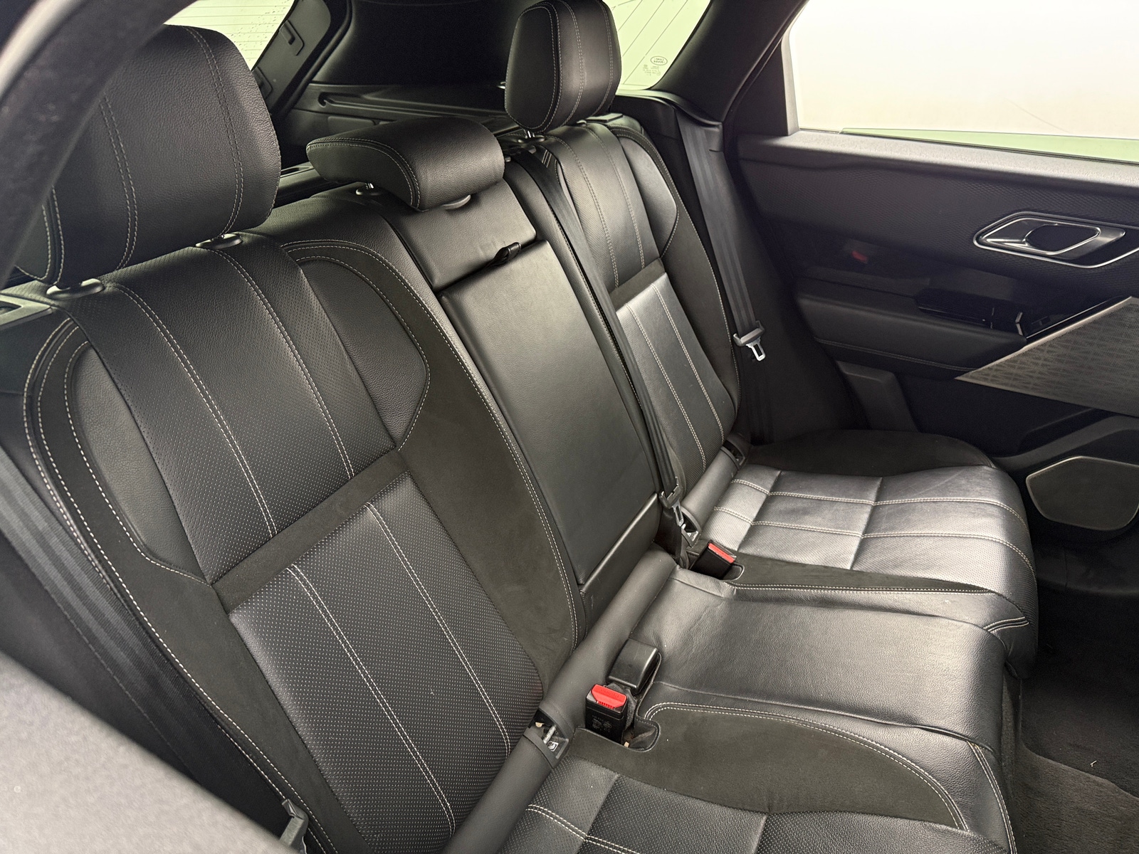 Thumbnail: 2018 Land Rover Range Rover Velar - 5