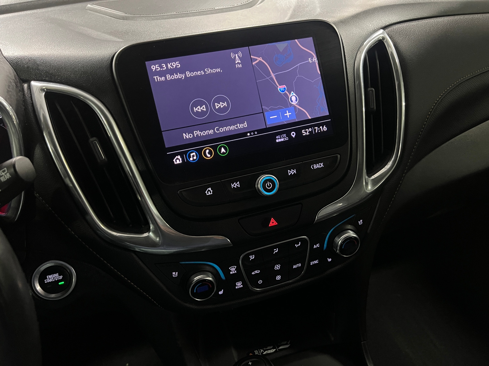 Thumbnail: 2019 Chevrolet Equinox - 3