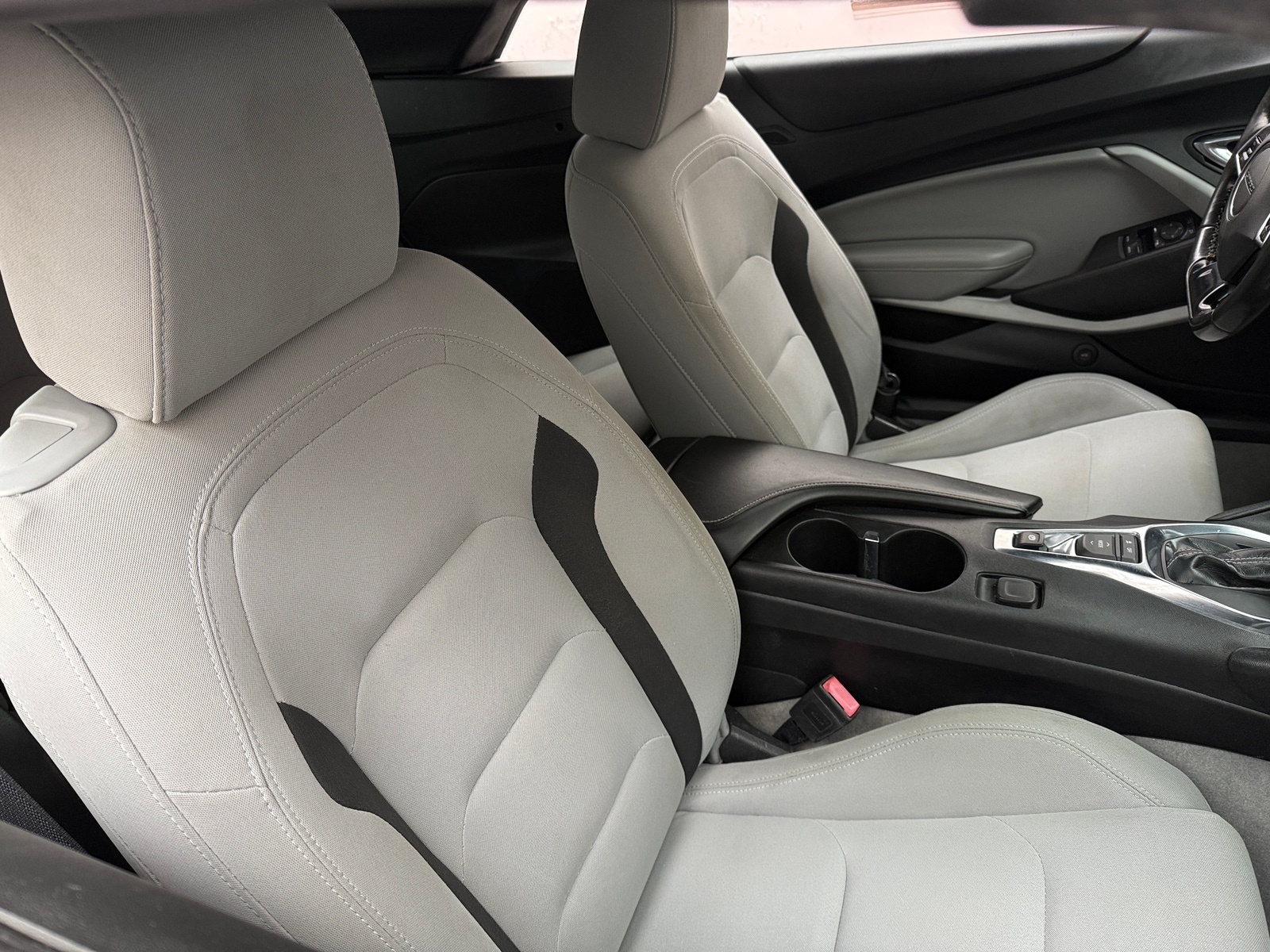 Thumbnail: 2019 Chevrolet Camaro - 2