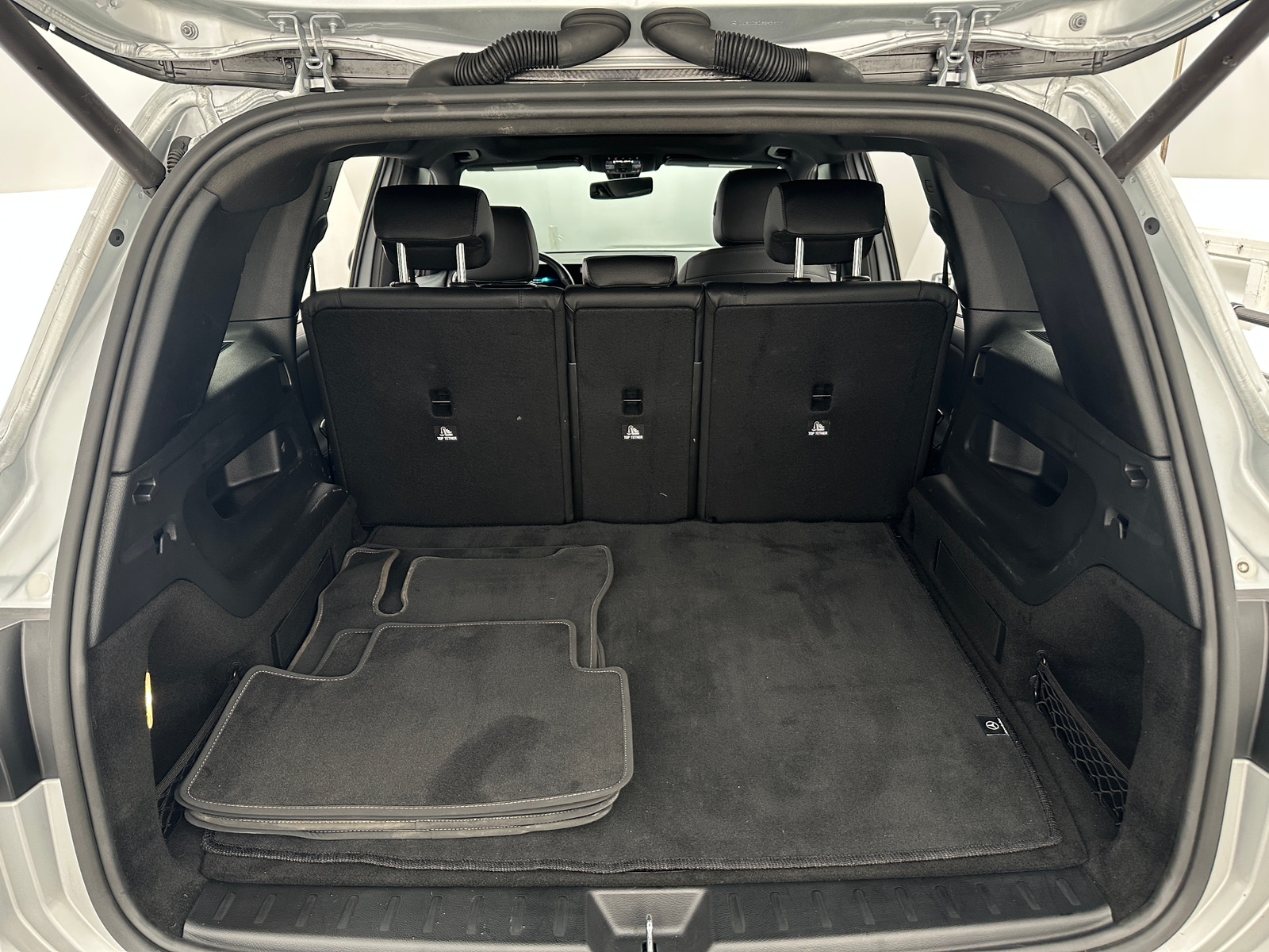 Thumbnail: 2021 Mercedes-Benz GLB - 6