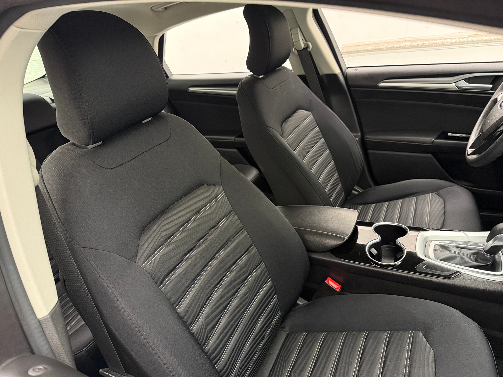 Thumbnail: 2016 Ford Fusion - 2