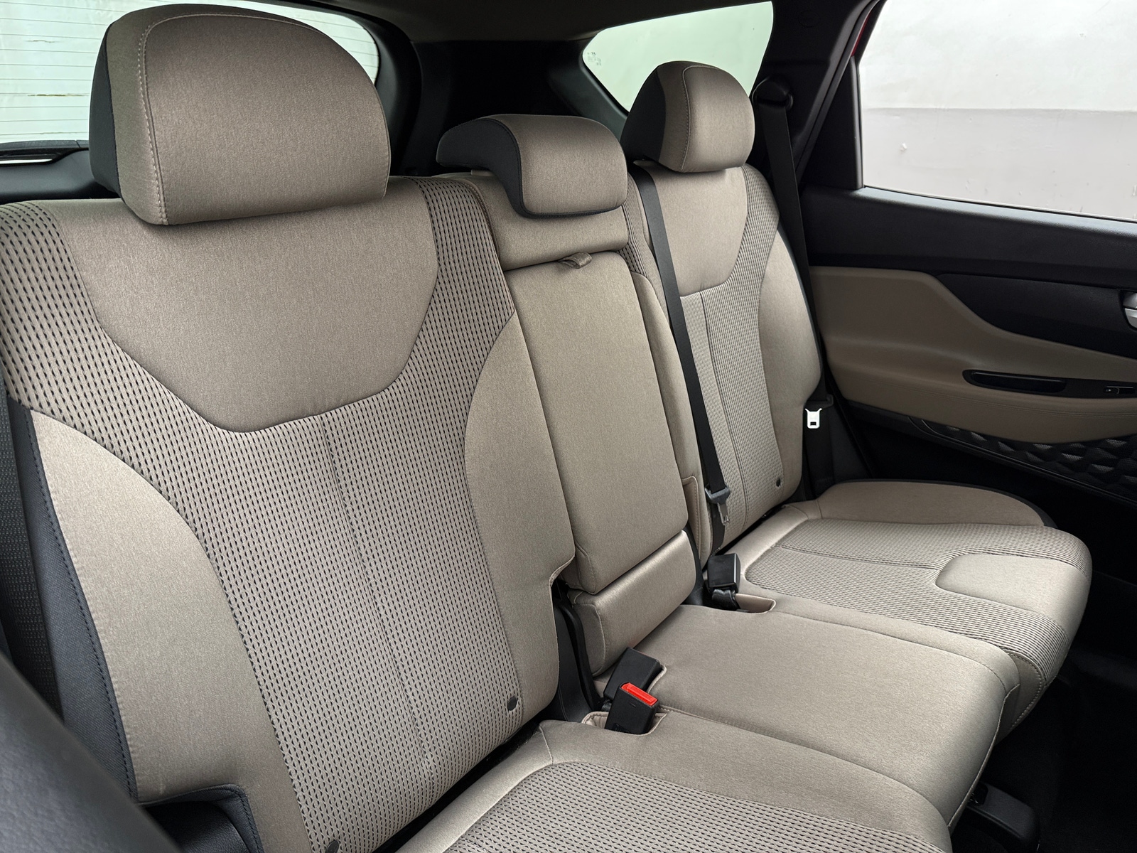 Thumbnail: 2020 Hyundai Santa Fe - 6