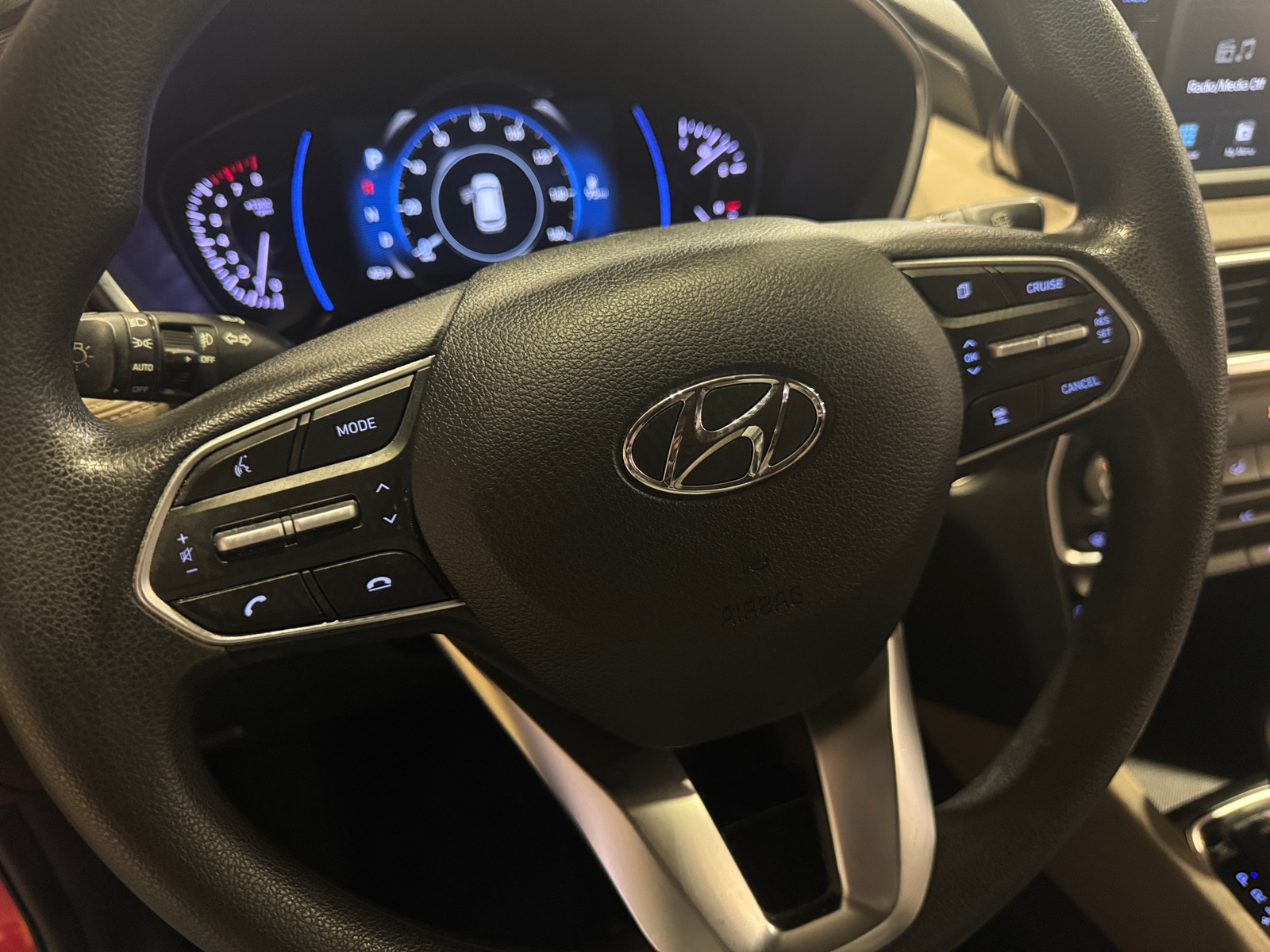 Thumbnail: 2020 Hyundai Santa Fe - 5