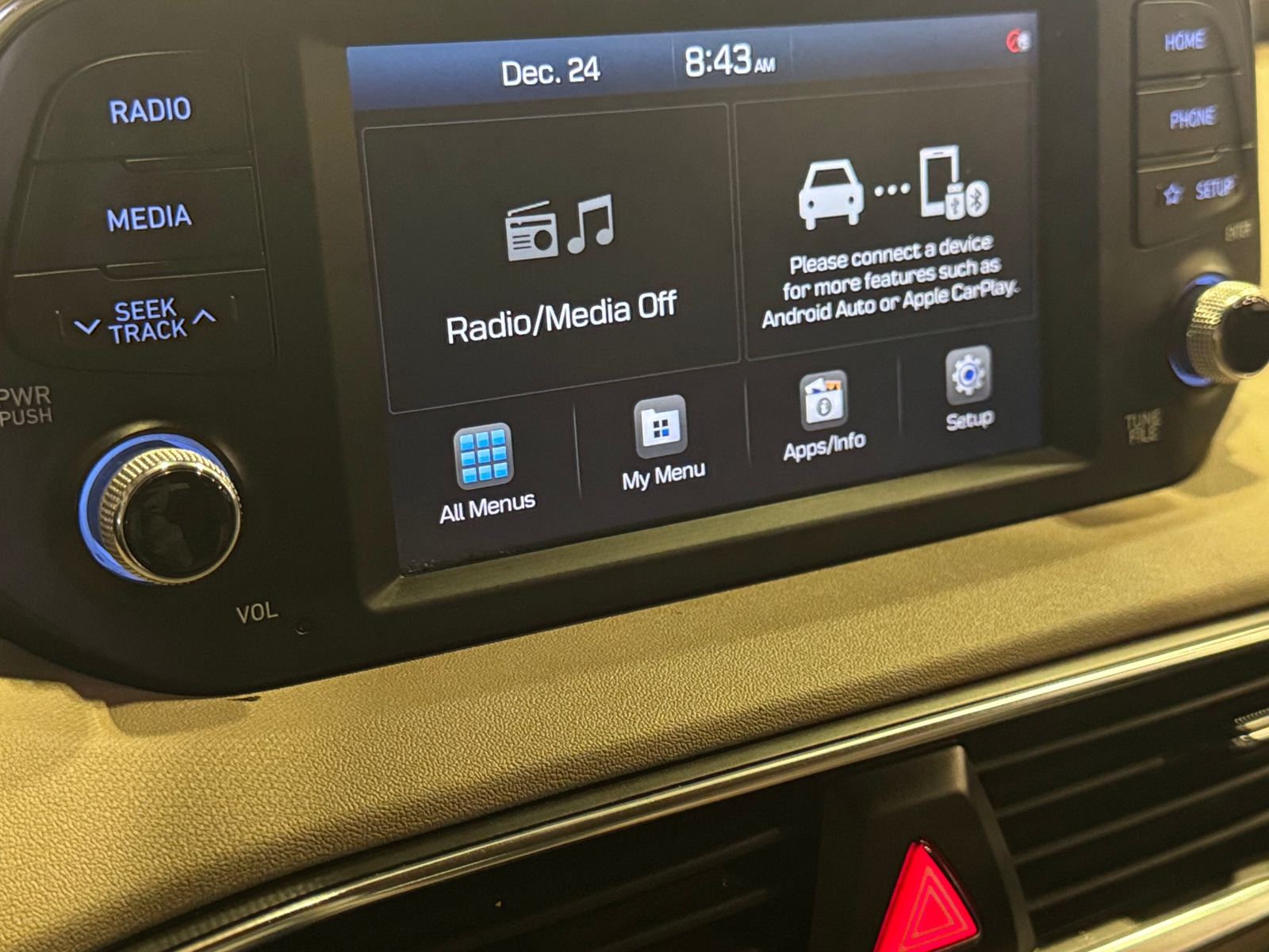 Thumbnail: 2020 Hyundai Santa Fe - 4