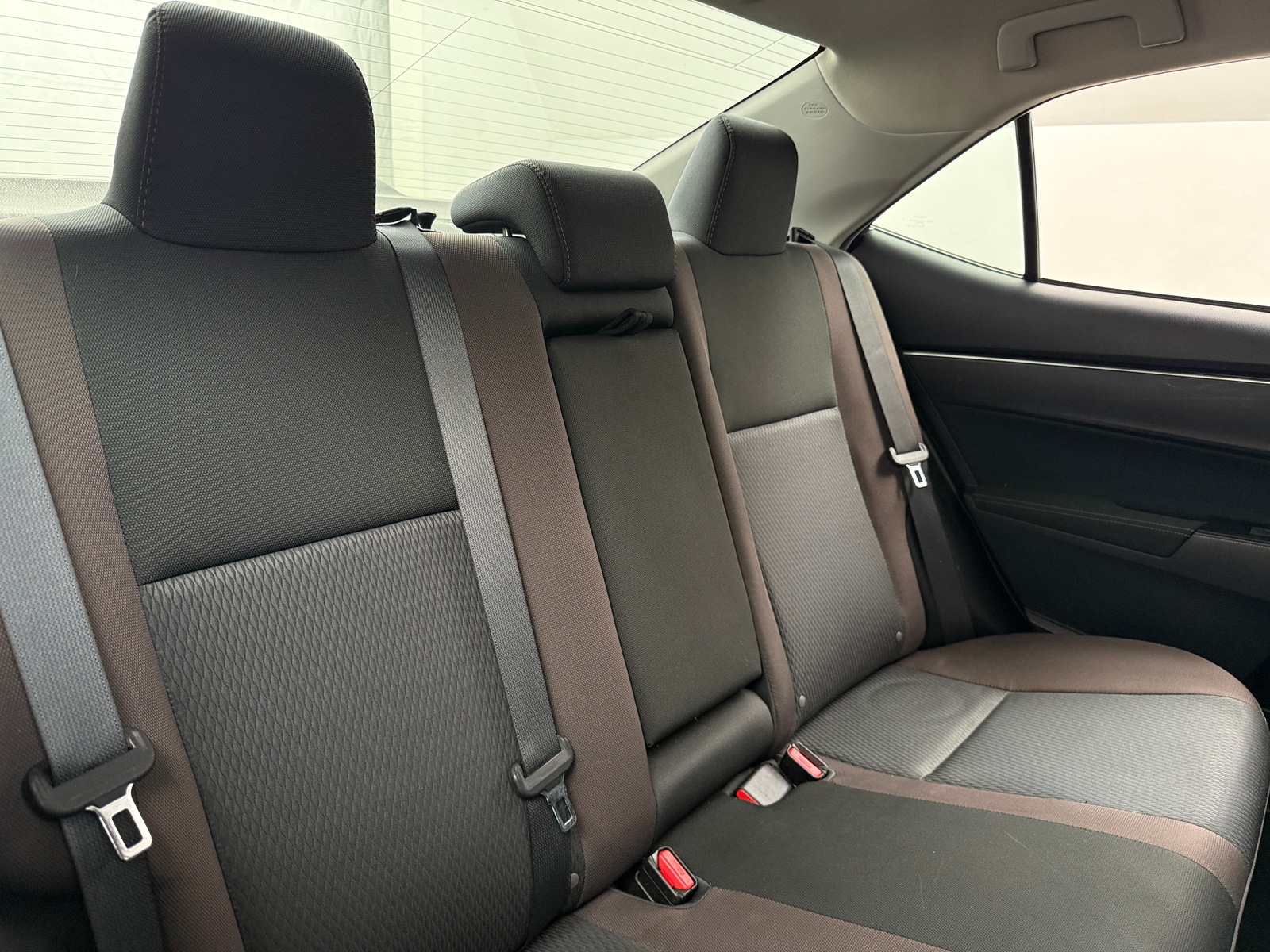 Thumbnail: 2017 Toyota Corolla - 6