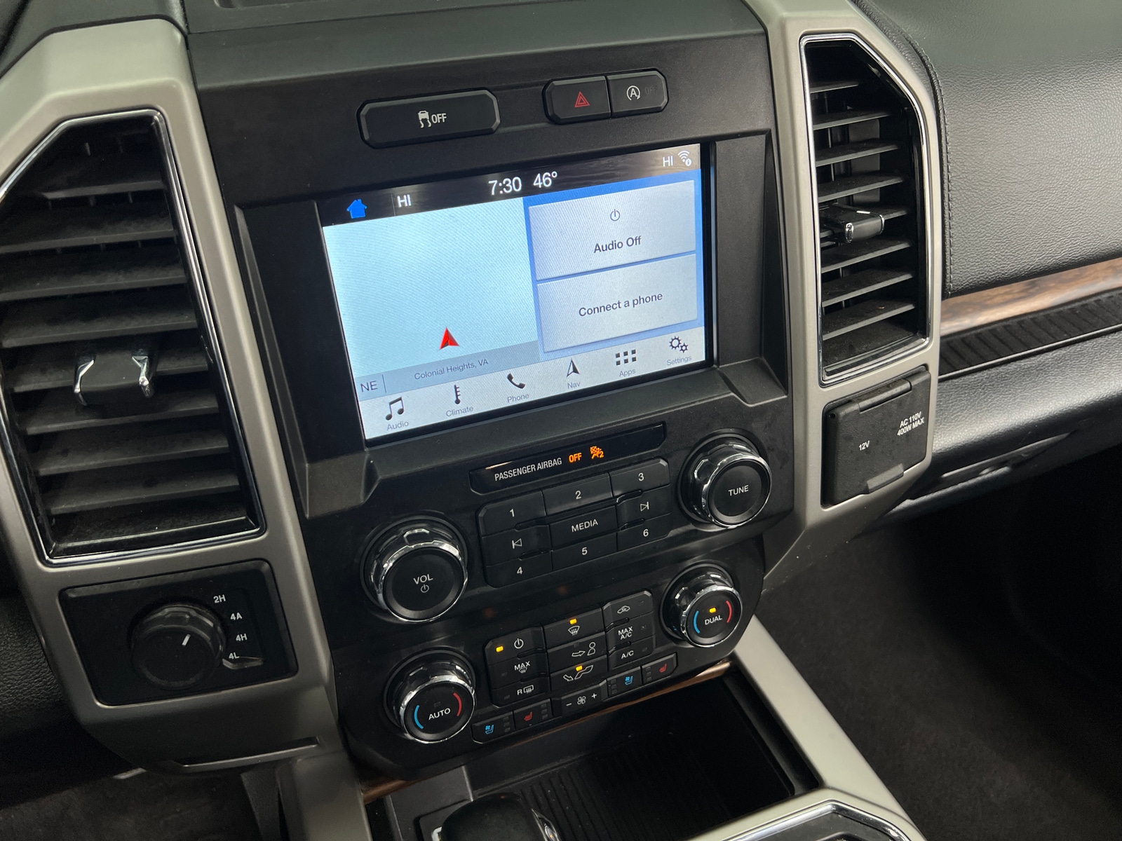 Thumbnail: 2019 Ford Econoline - 4