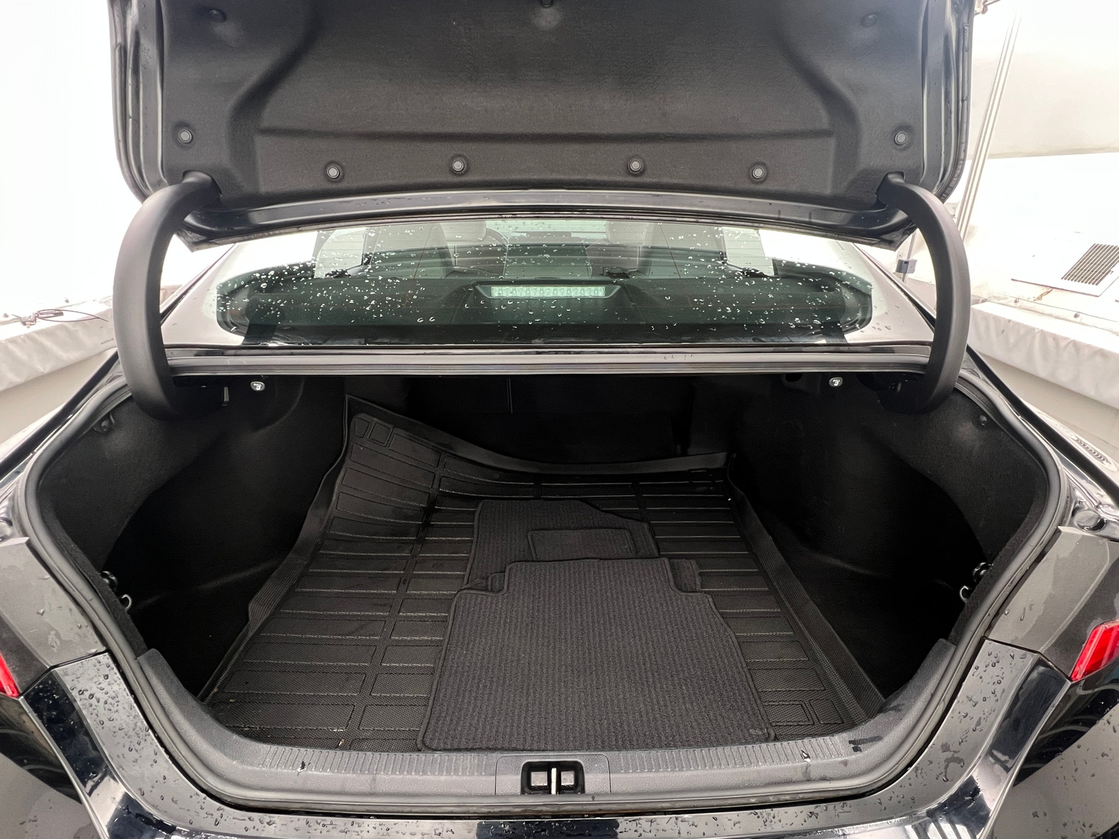 Thumbnail: 2021 Toyota Camry - 7