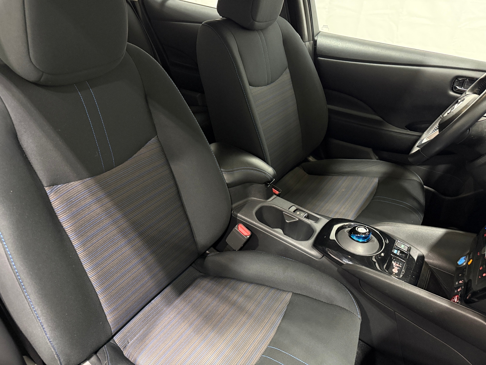 Thumbnail: 2019 Nissan Leaf - 2