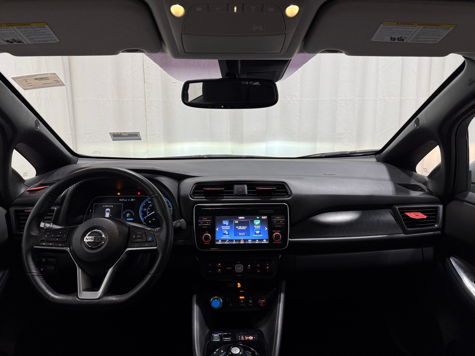 Thumbnail: 2019 Nissan Leaf - 3