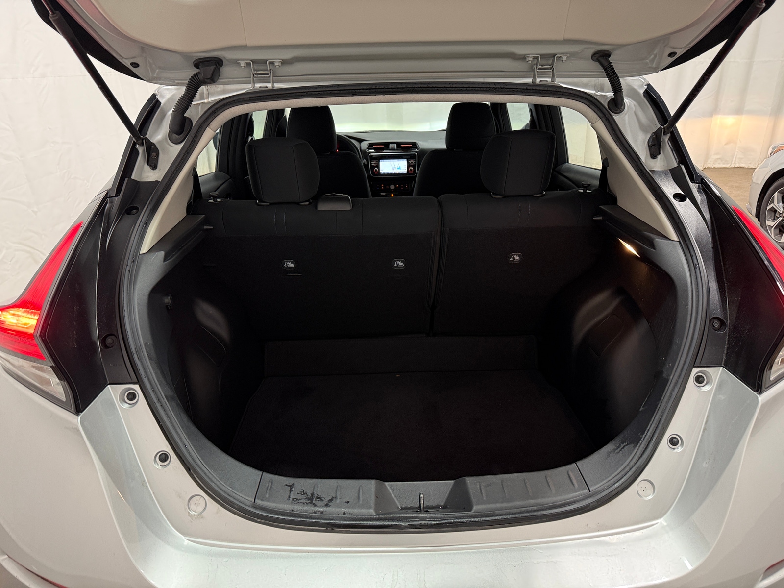 Thumbnail: 2019 Nissan Leaf - 7