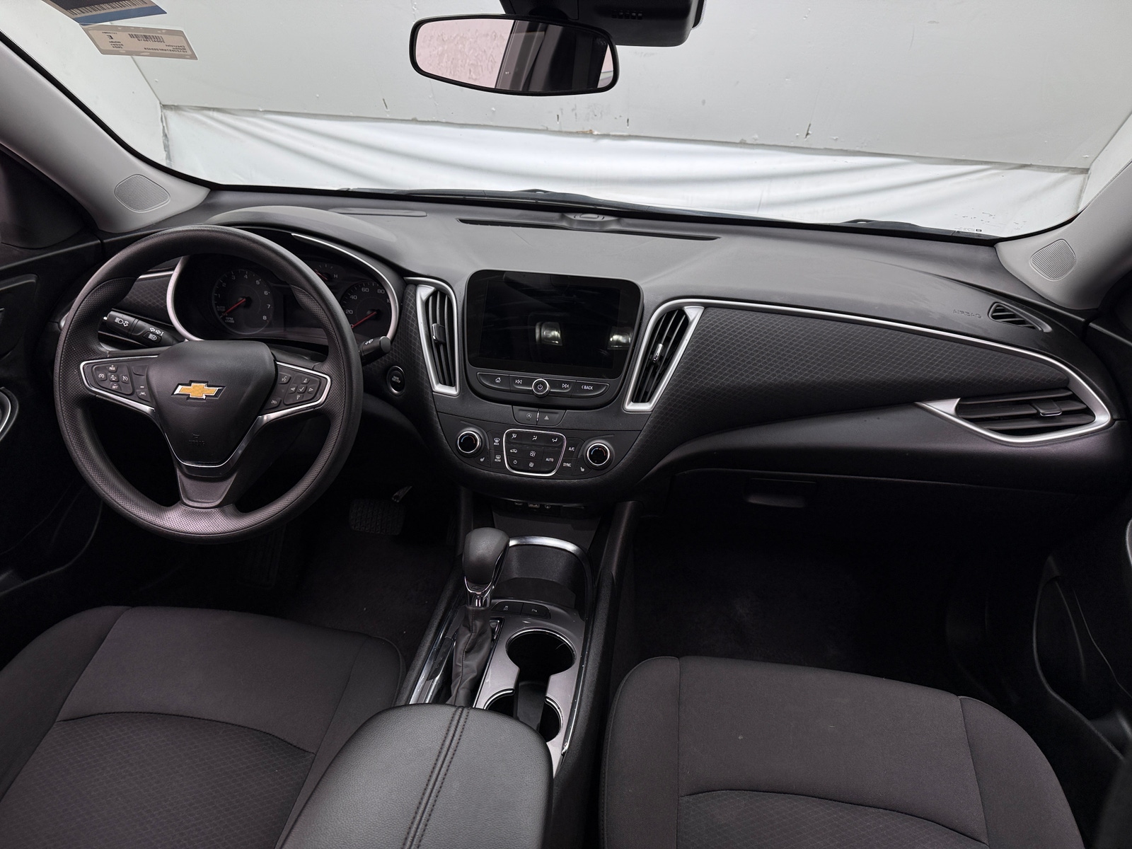 Thumbnail: 2024 Chevrolet Malibu - 3