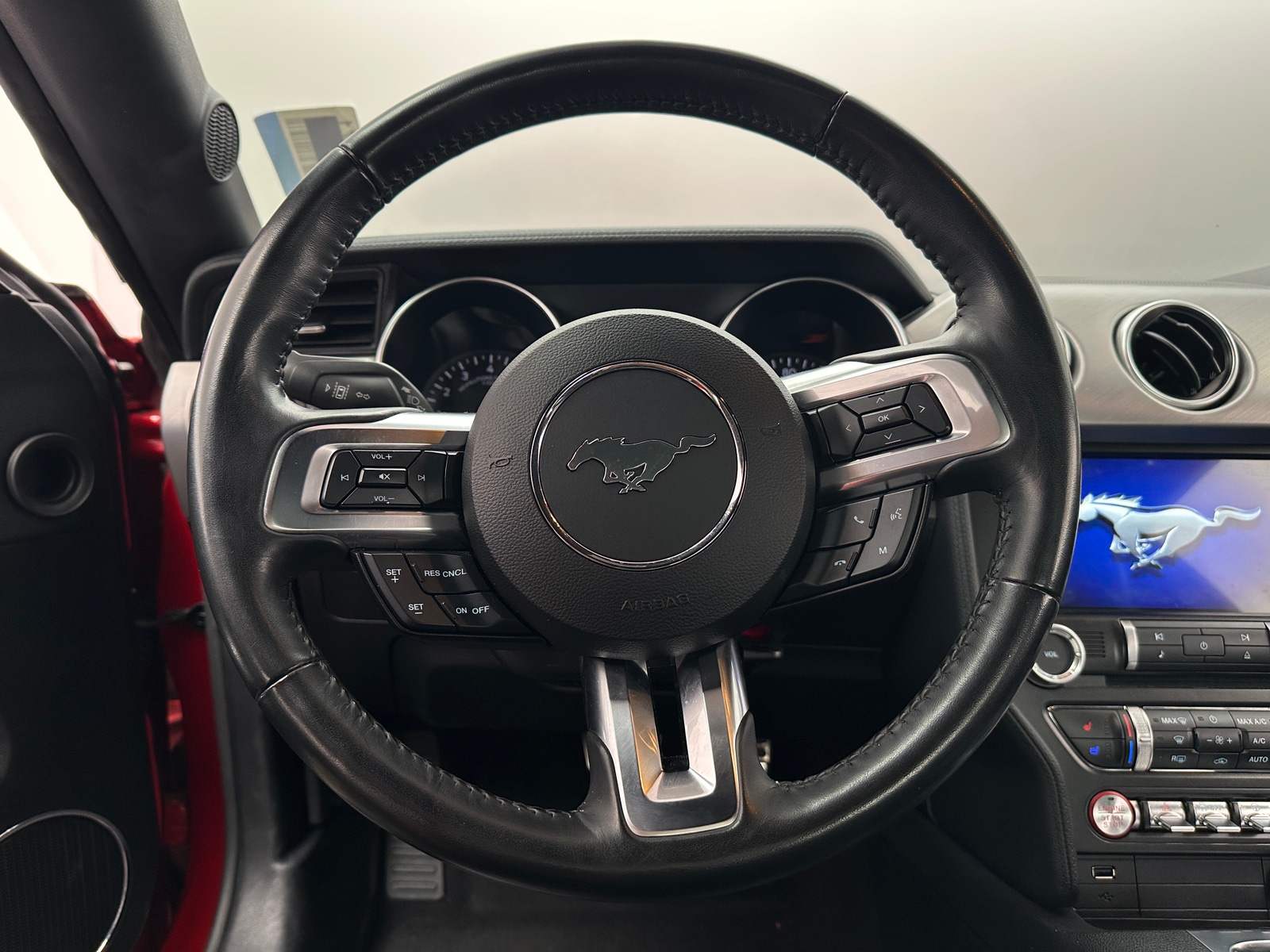 Thumbnail: 2022 Ford Mustang - 3