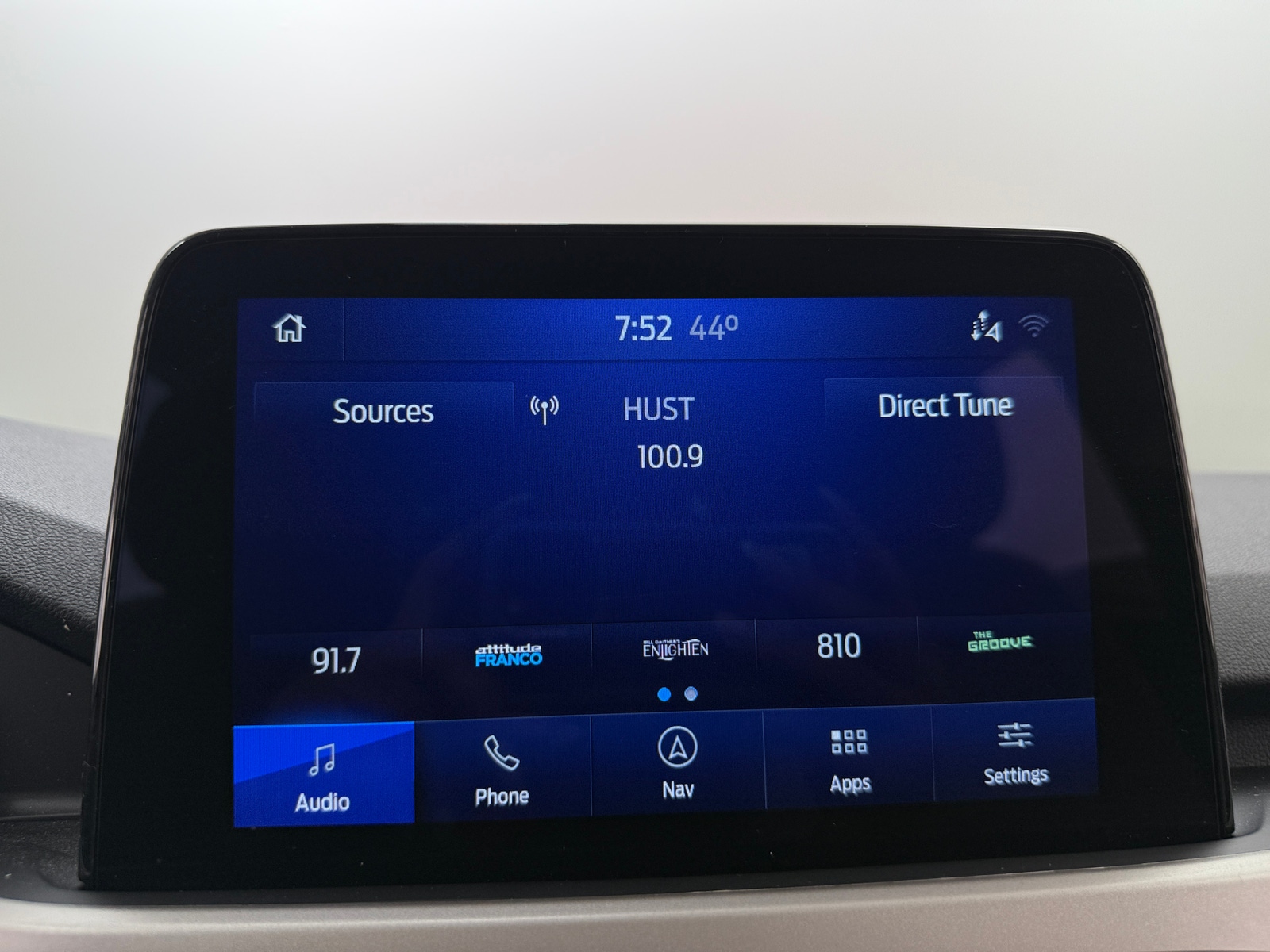 Thumbnail: 2020 Ford Escape - 4