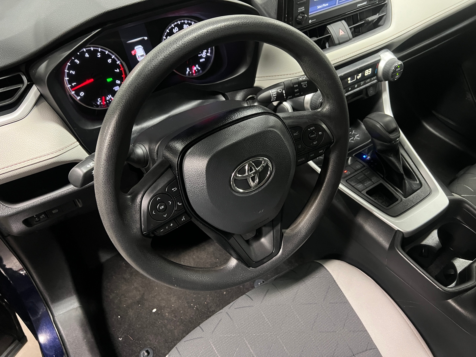 Thumbnail: 2021 Toyota RAV4 - 5