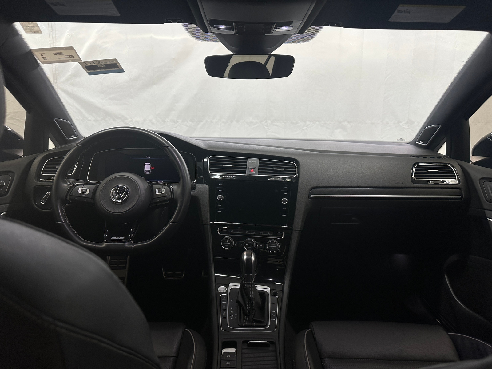 Thumbnail: 2018 Volkswagen Golf - 2