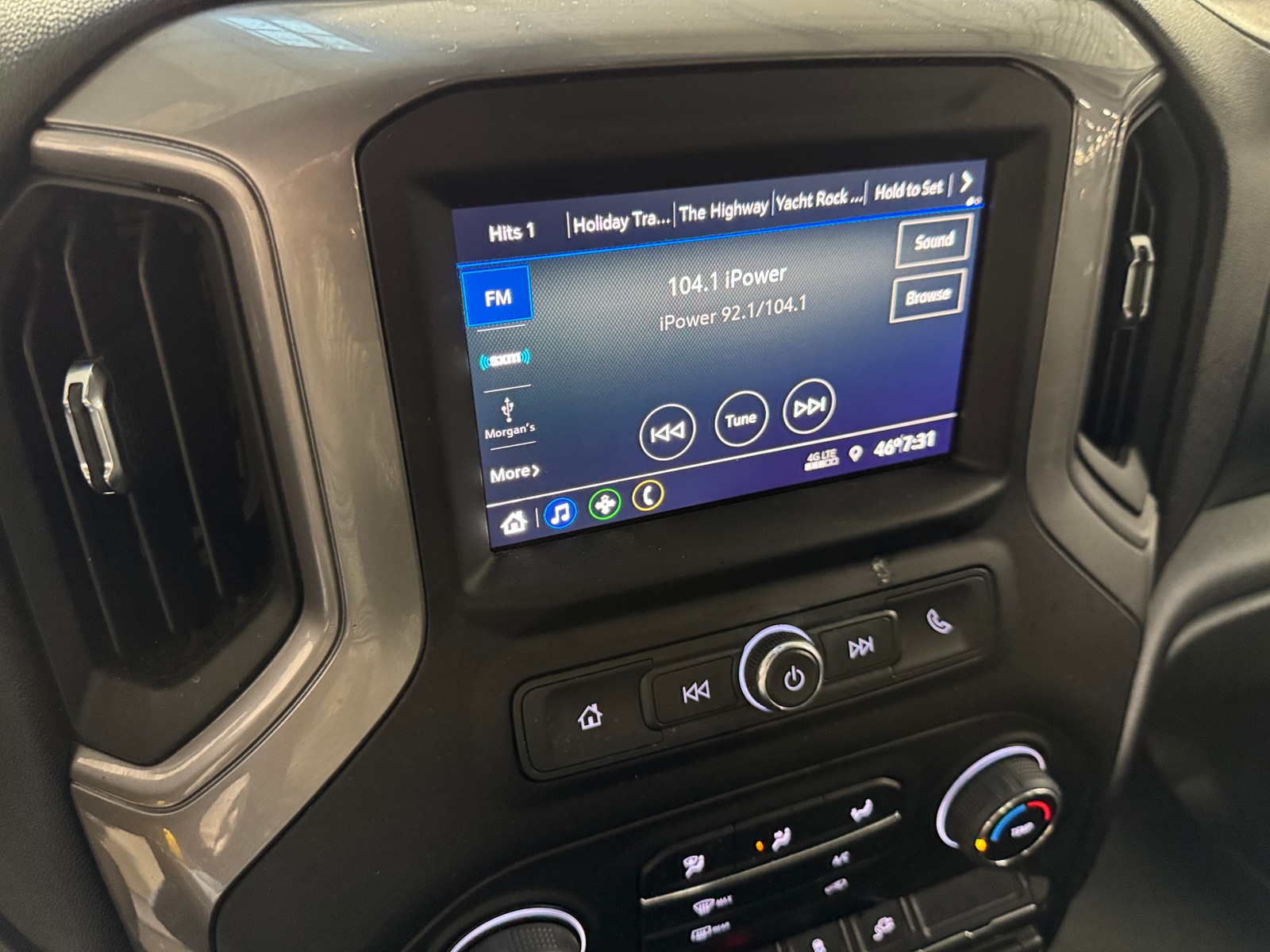 Thumbnail: 2022 Chevrolet Silverado 1500 - 4