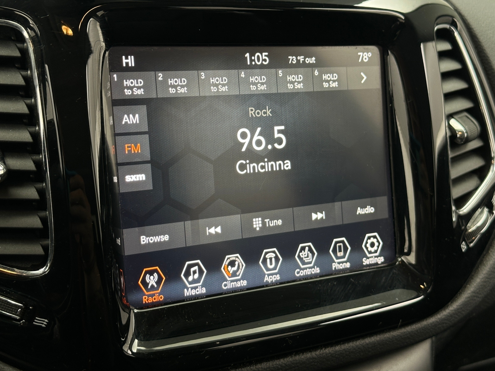 Thumbnail: 2021 Jeep Compass - 3