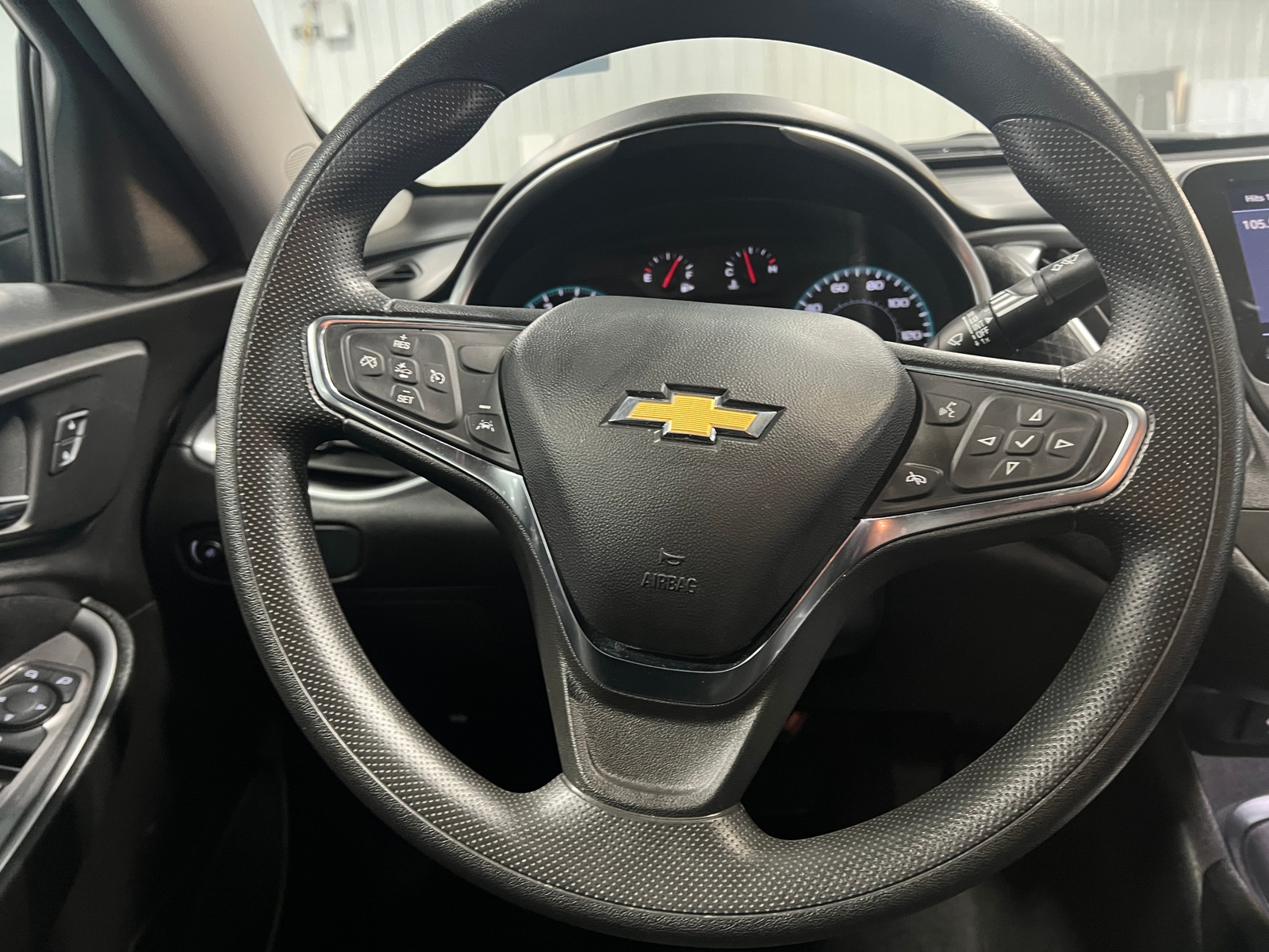 Thumbnail: 2024 Chevrolet Malibu - 5