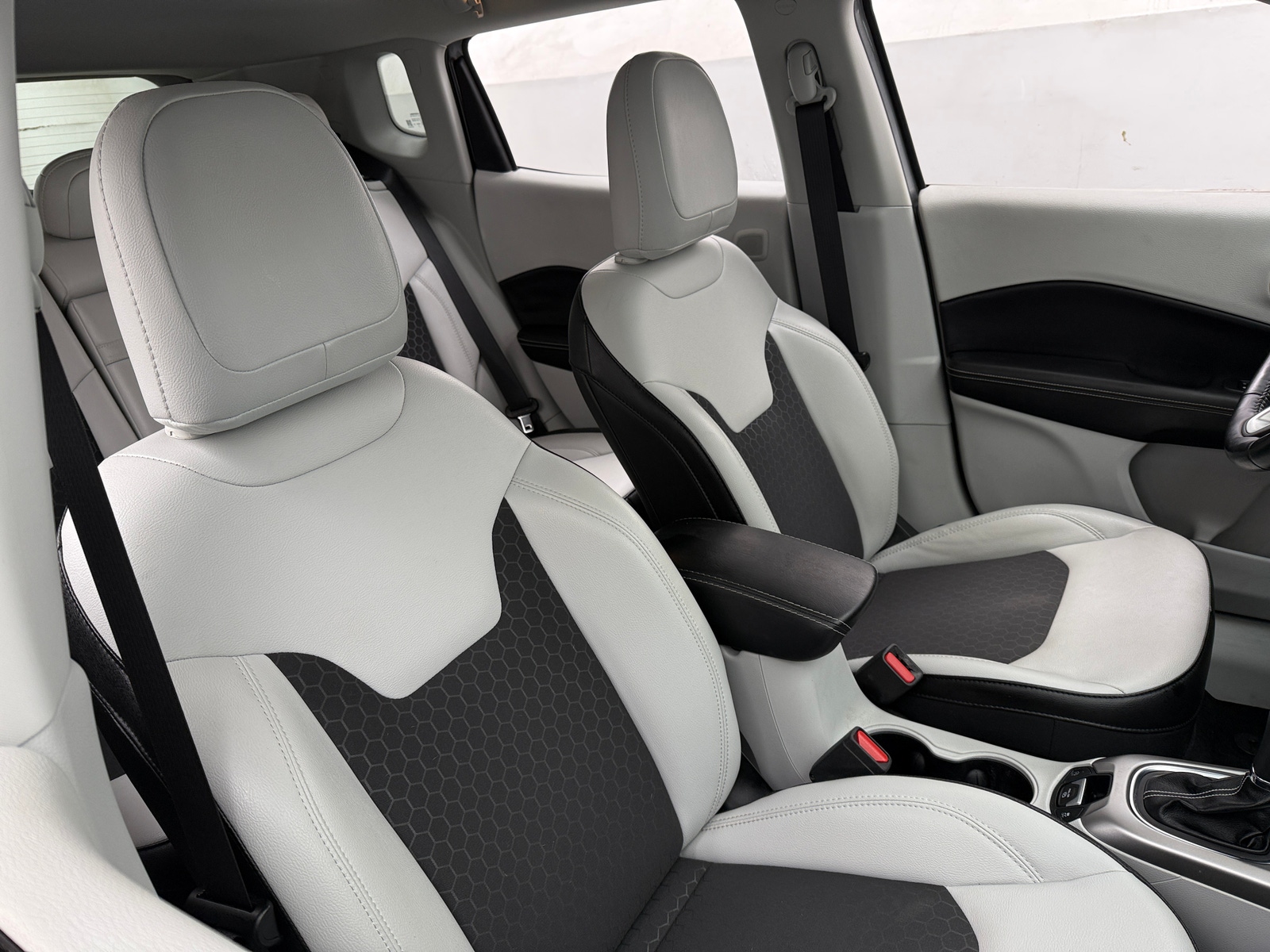 Thumbnail: 2019 Jeep Compass - 2