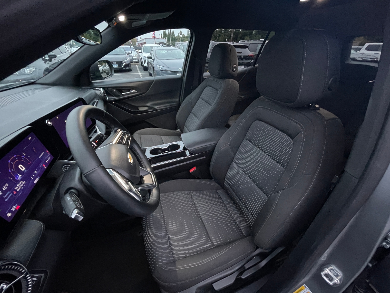 Thumbnail: 2025 Chevrolet Equinox - 2