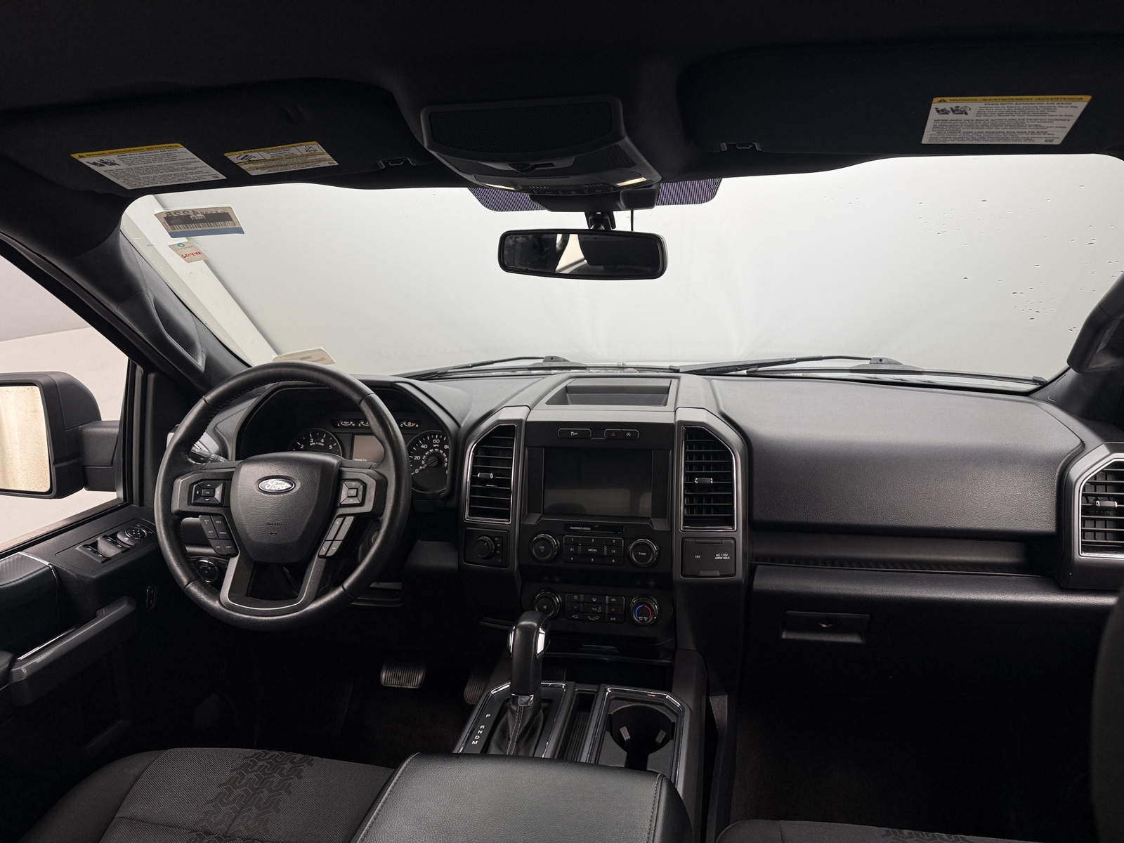 Thumbnail: 2020 Ford Econoline - 3