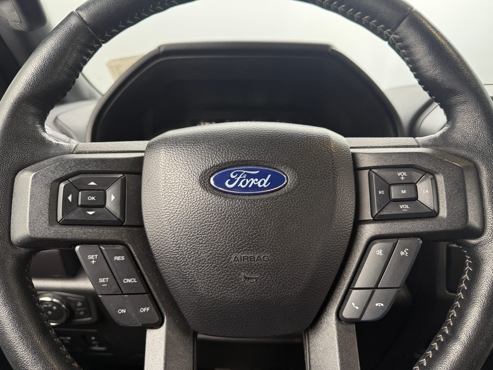 Thumbnail: 2020 Ford Econoline - 5