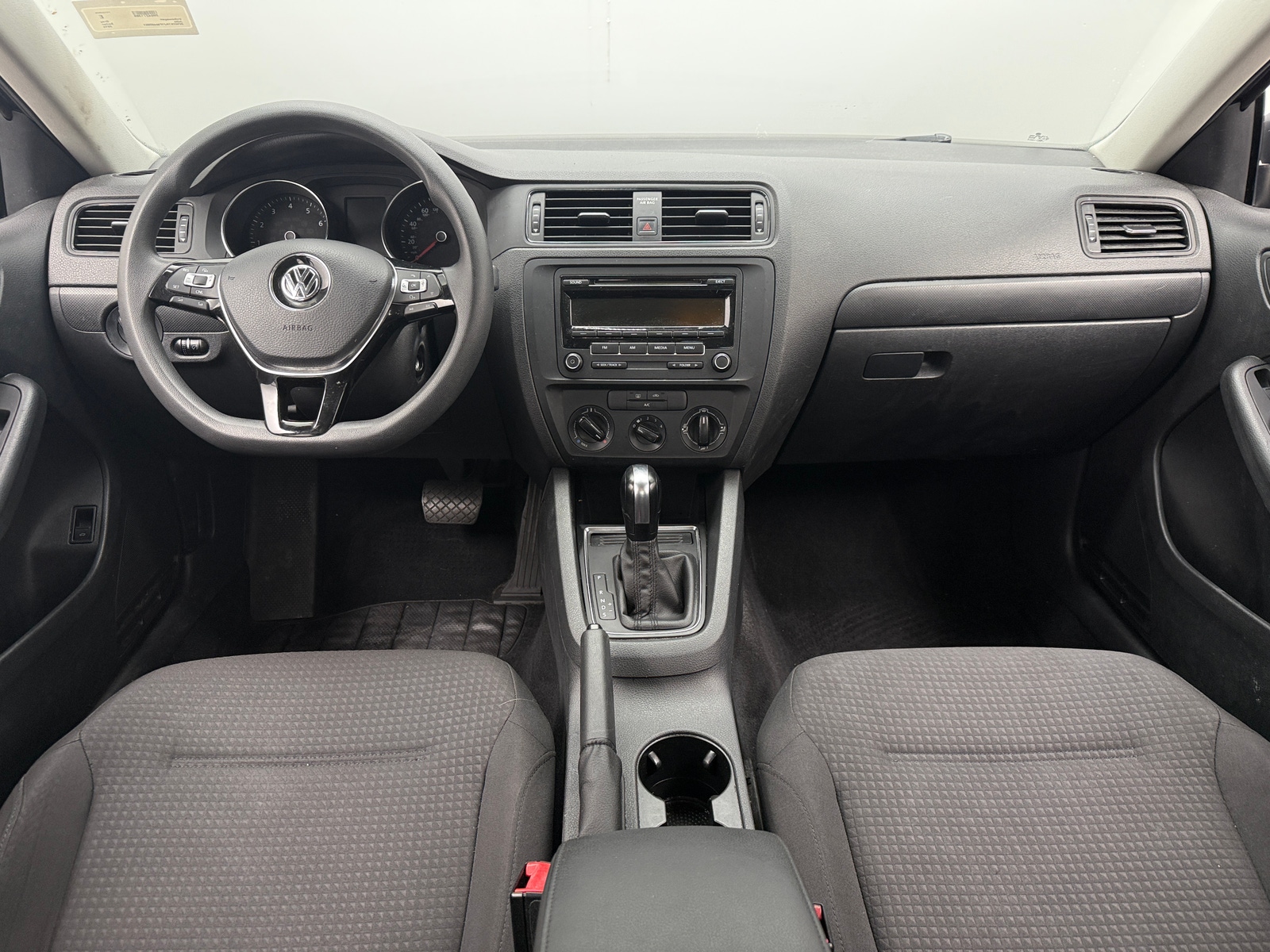 Thumbnail: 2015 Volkswagen Jetta - 3