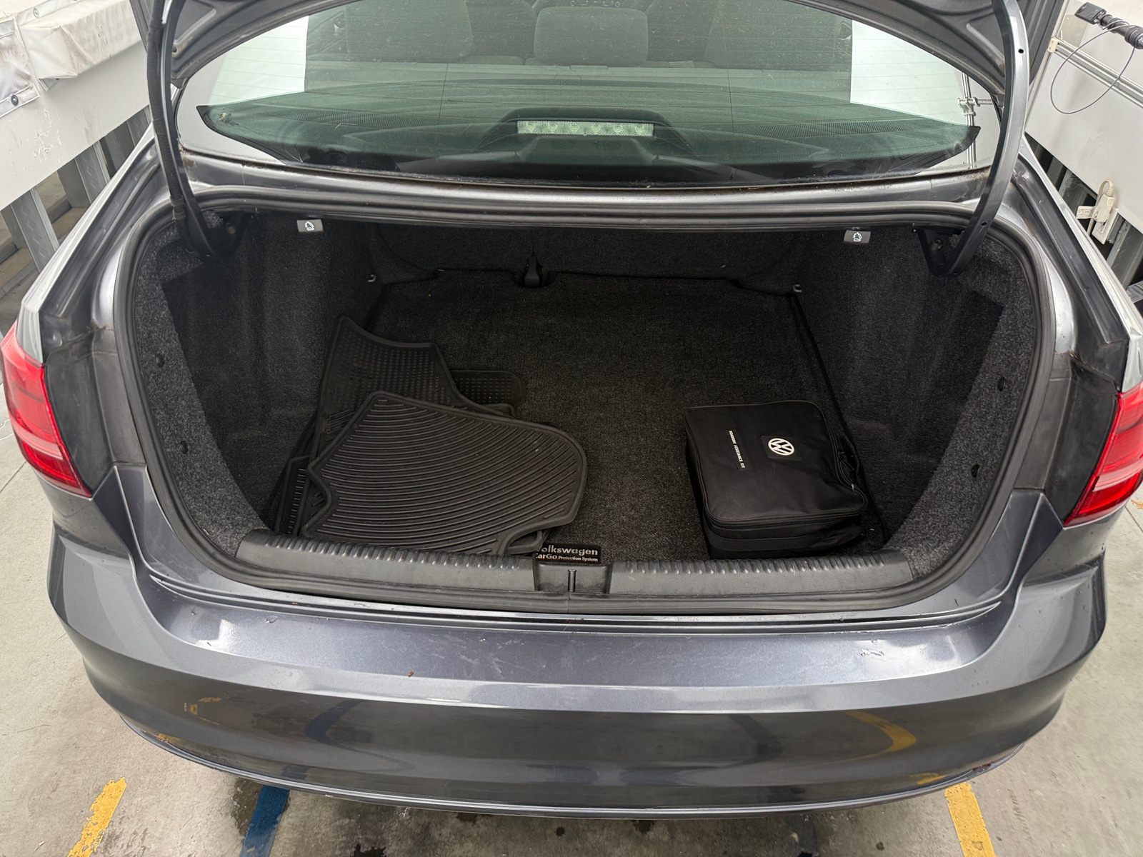 Thumbnail: 2015 Volkswagen Jetta - 7