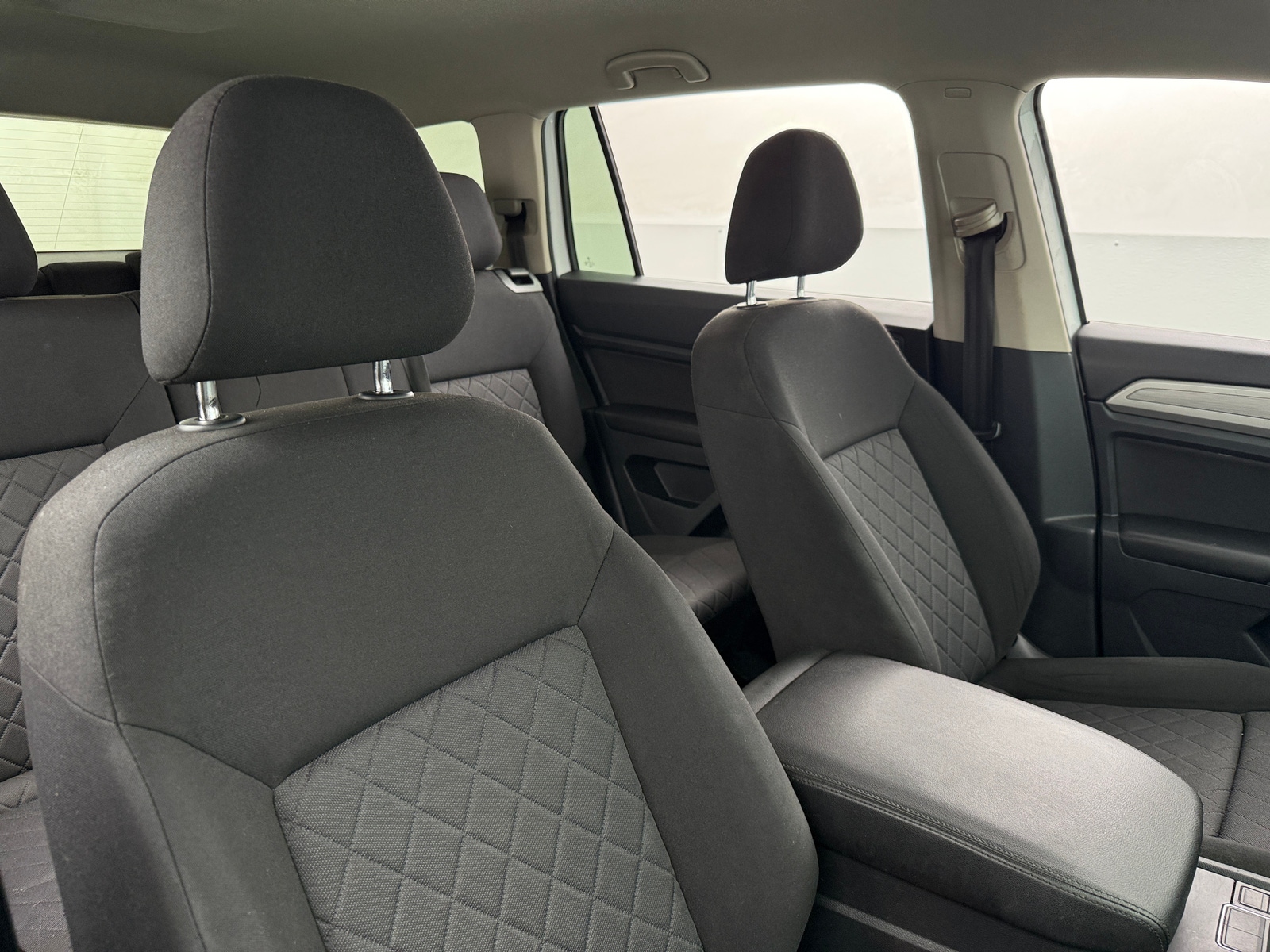 Thumbnail: 2018 Volkswagen Atlas - 2