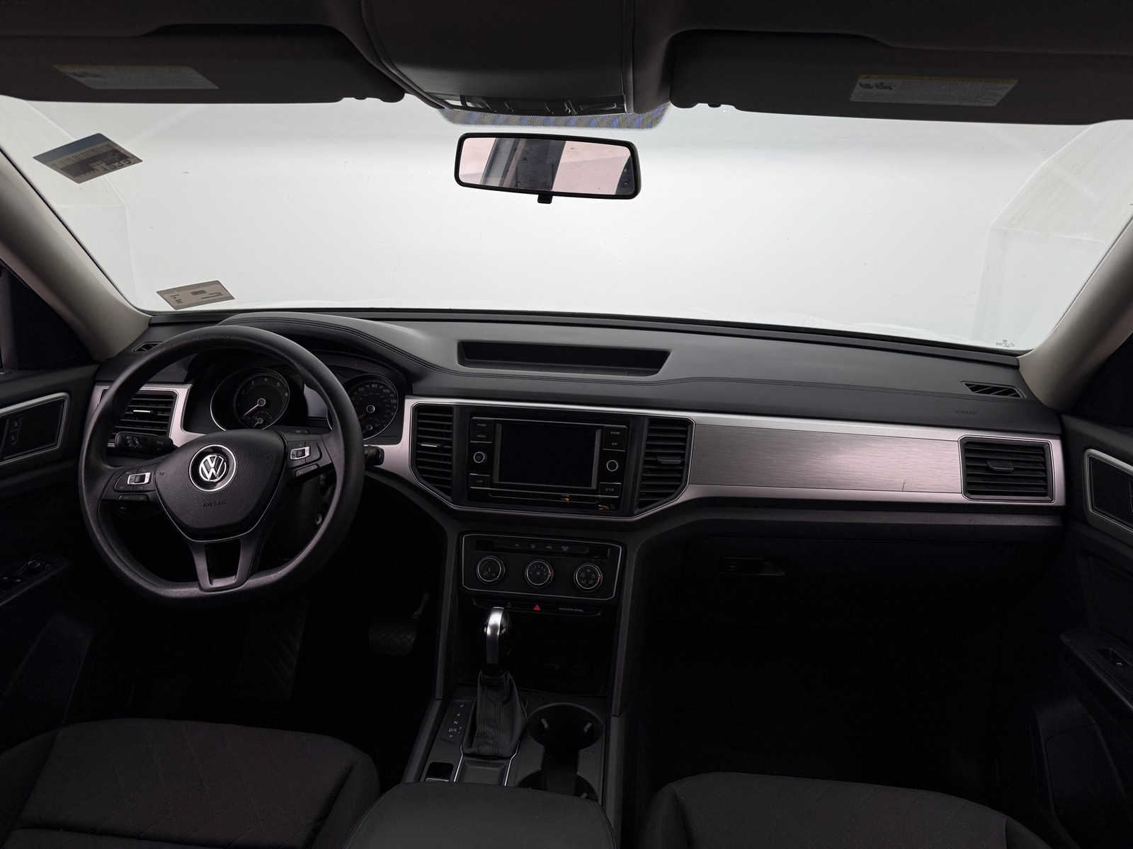 Thumbnail: 2018 Volkswagen Atlas - 3