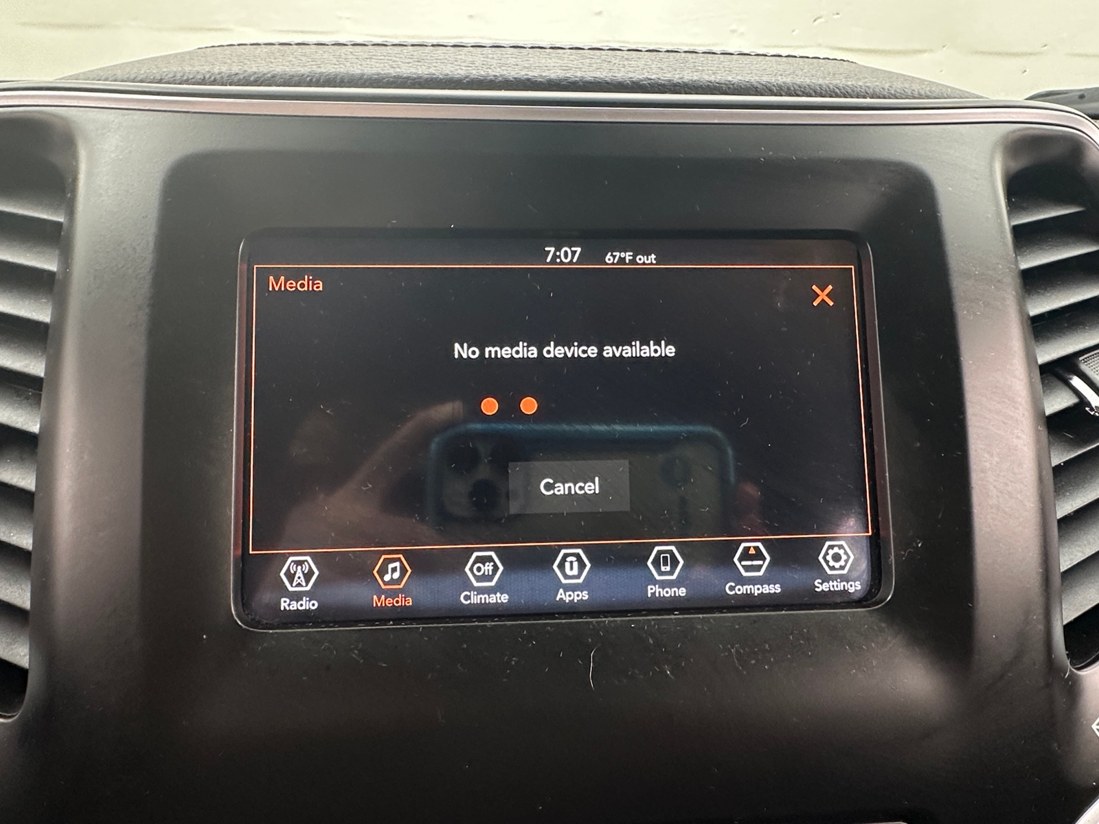 Thumbnail: 2019 Jeep Cherokee - 4