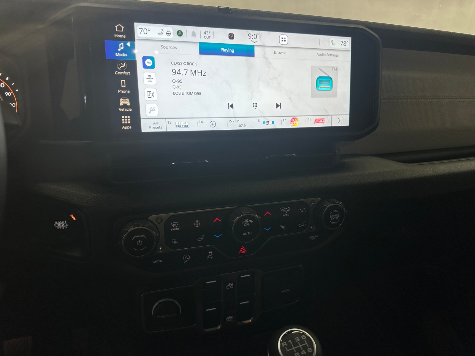 Thumbnail: 2024 Jeep Wrangler - 4