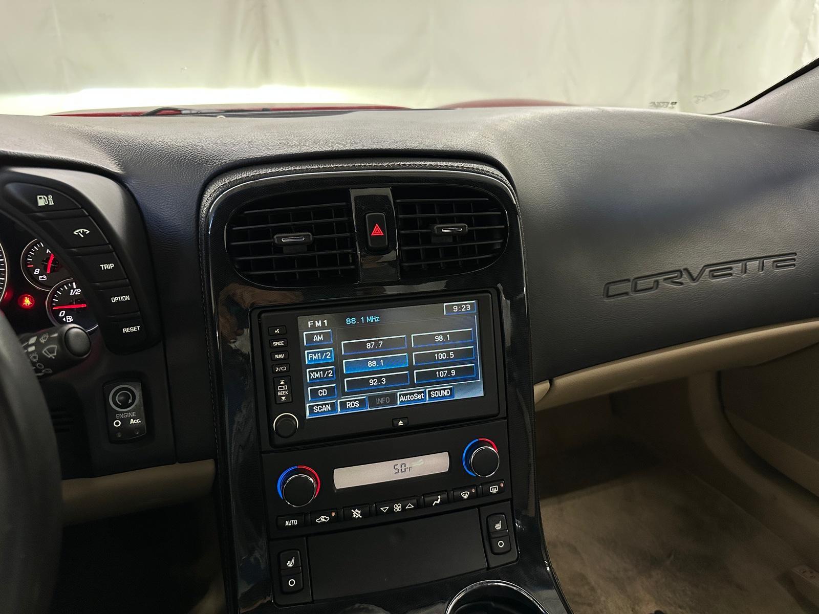 Thumbnail: 2010 Chevrolet Corvette - 3