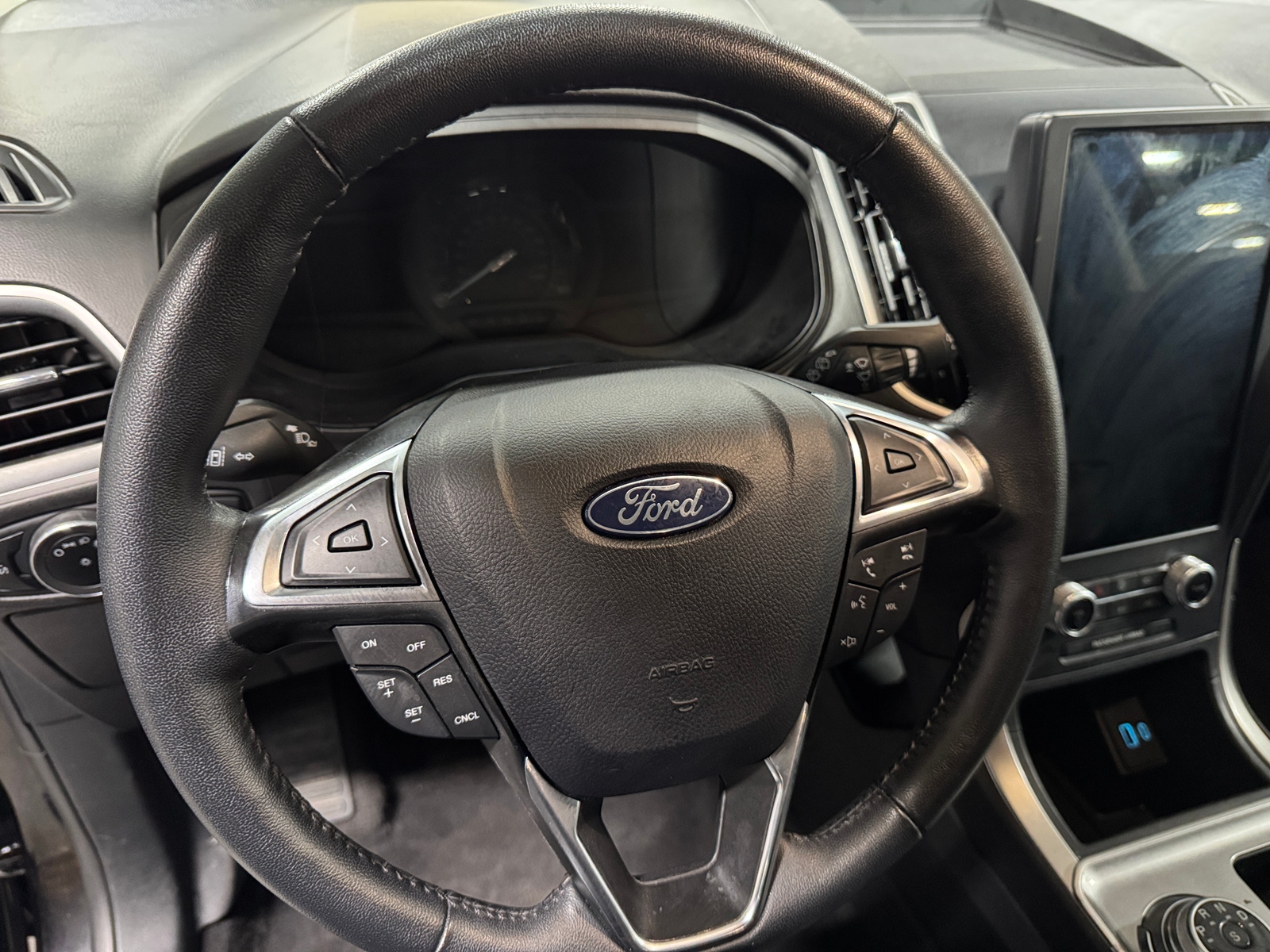 Thumbnail: 2024 Ford Edge - 4