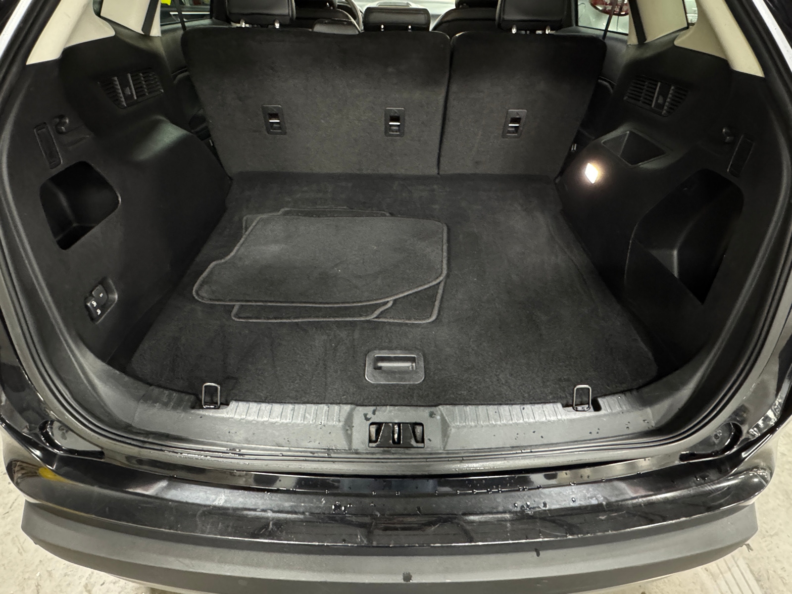 Thumbnail: 2024 Ford Edge - 6