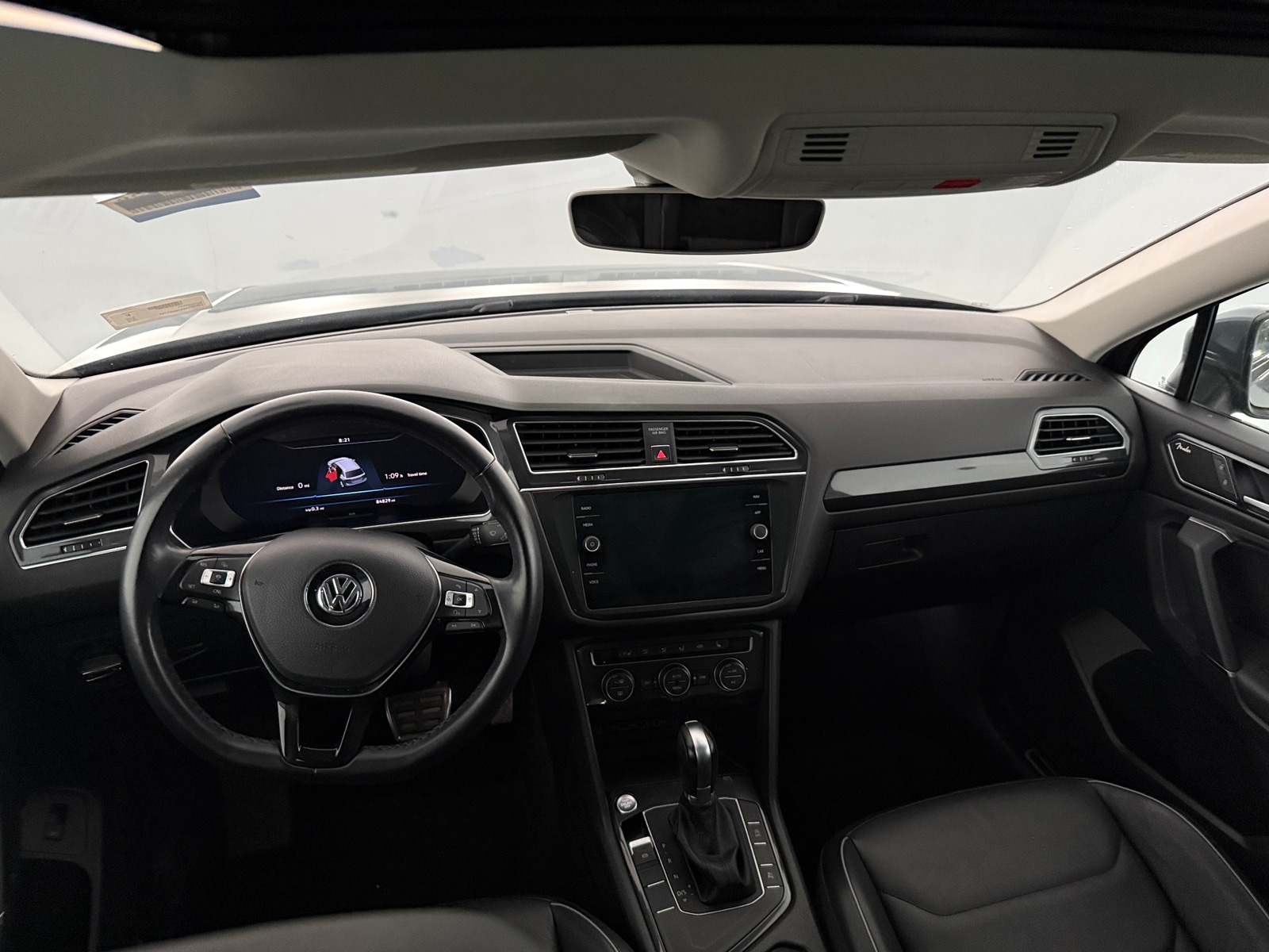 Thumbnail: 2018 Volkswagen Tiguan - 2