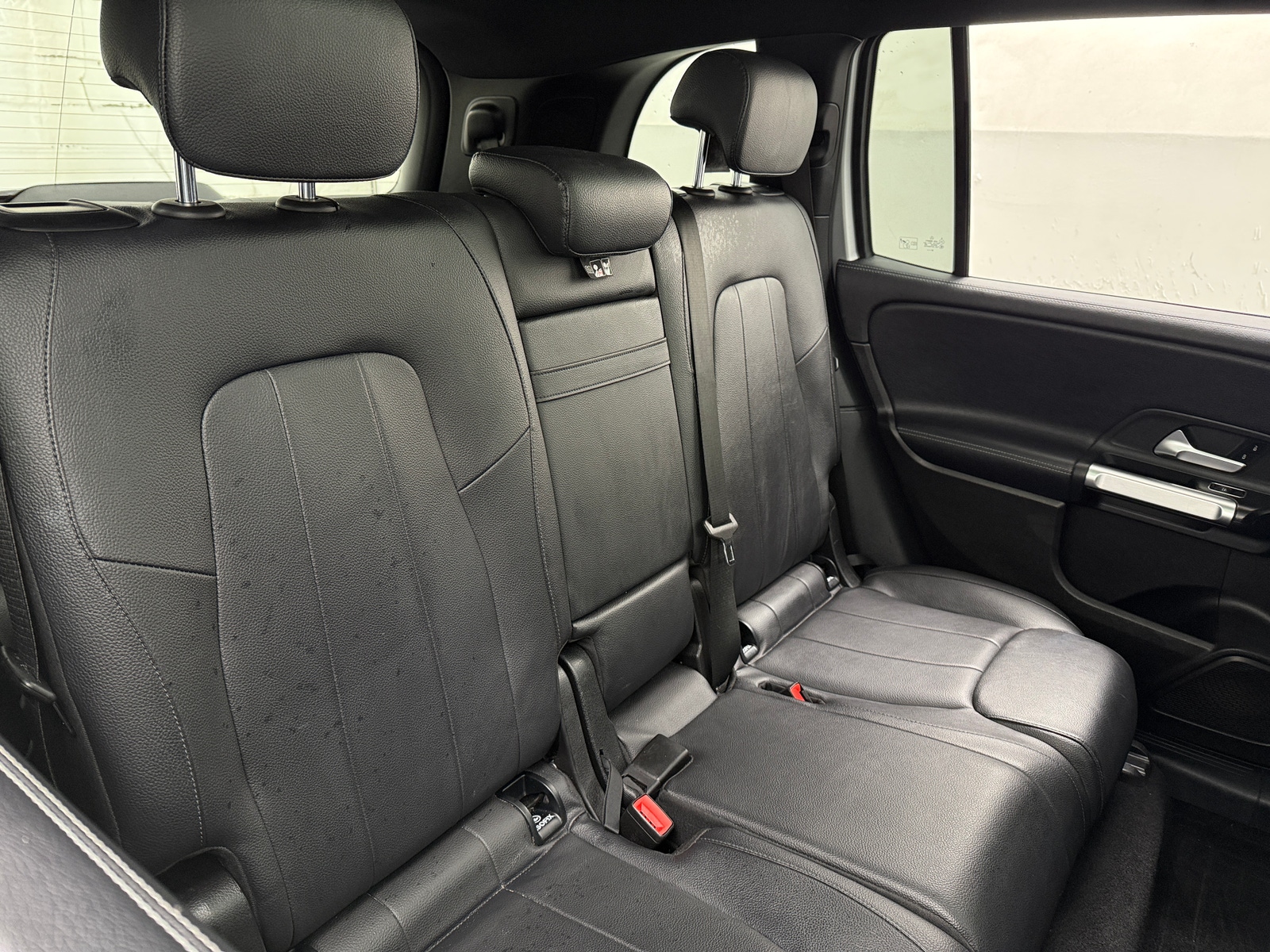 Thumbnail: 2020 Mercedes-Benz GLB - 5