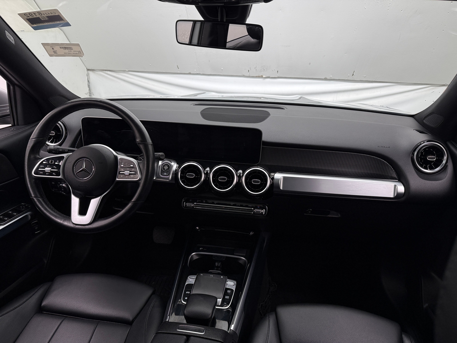 Thumbnail: 2020 Mercedes-Benz GLB - 2