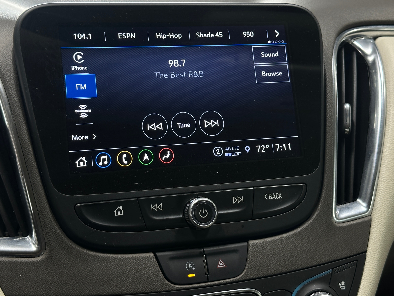 Thumbnail: 2024 Chevrolet Malibu - 3