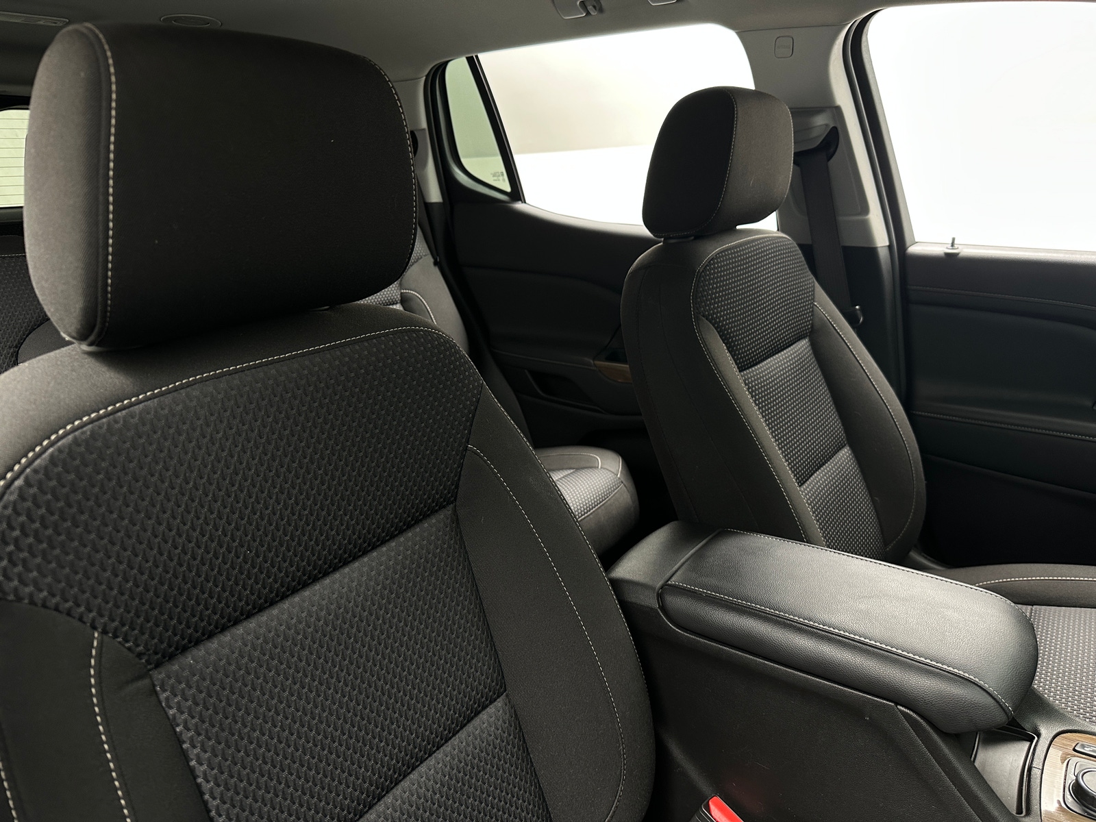 Thumbnail: 2023 GMC Acadia - 2