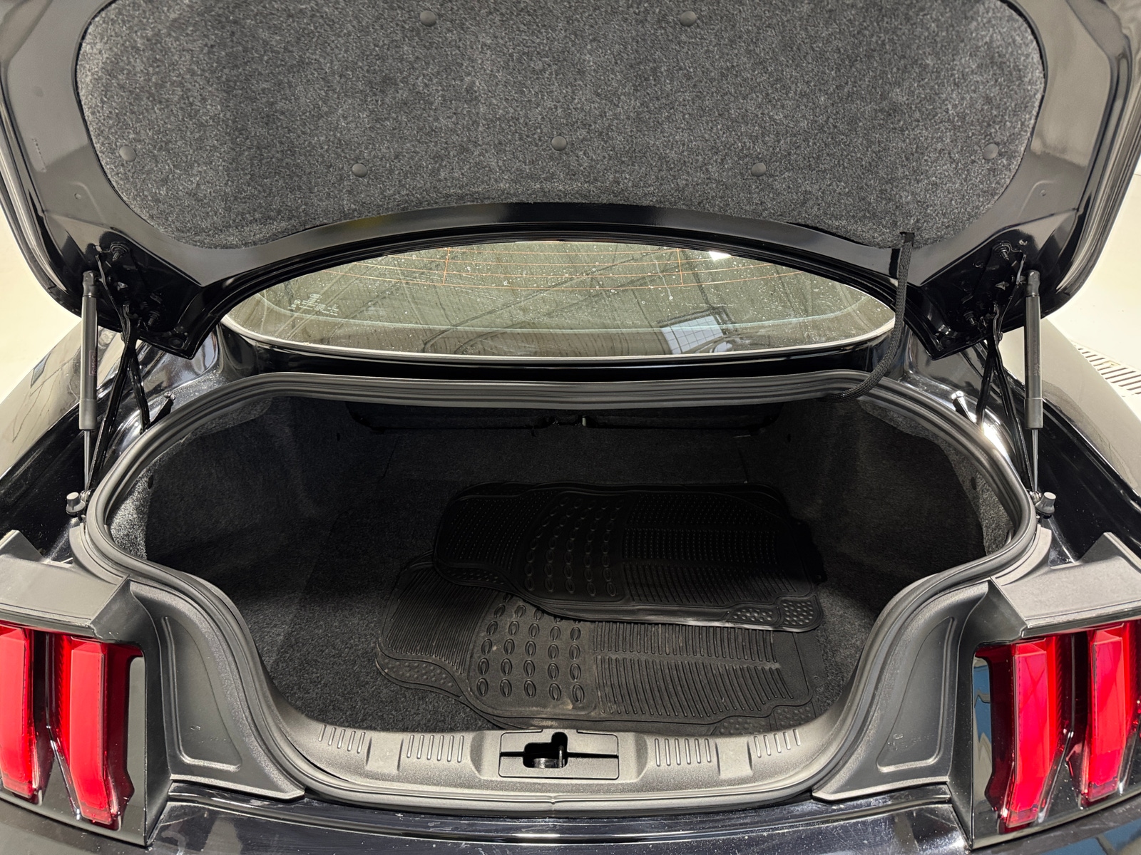 Thumbnail: 2020 Ford Mustang - 4