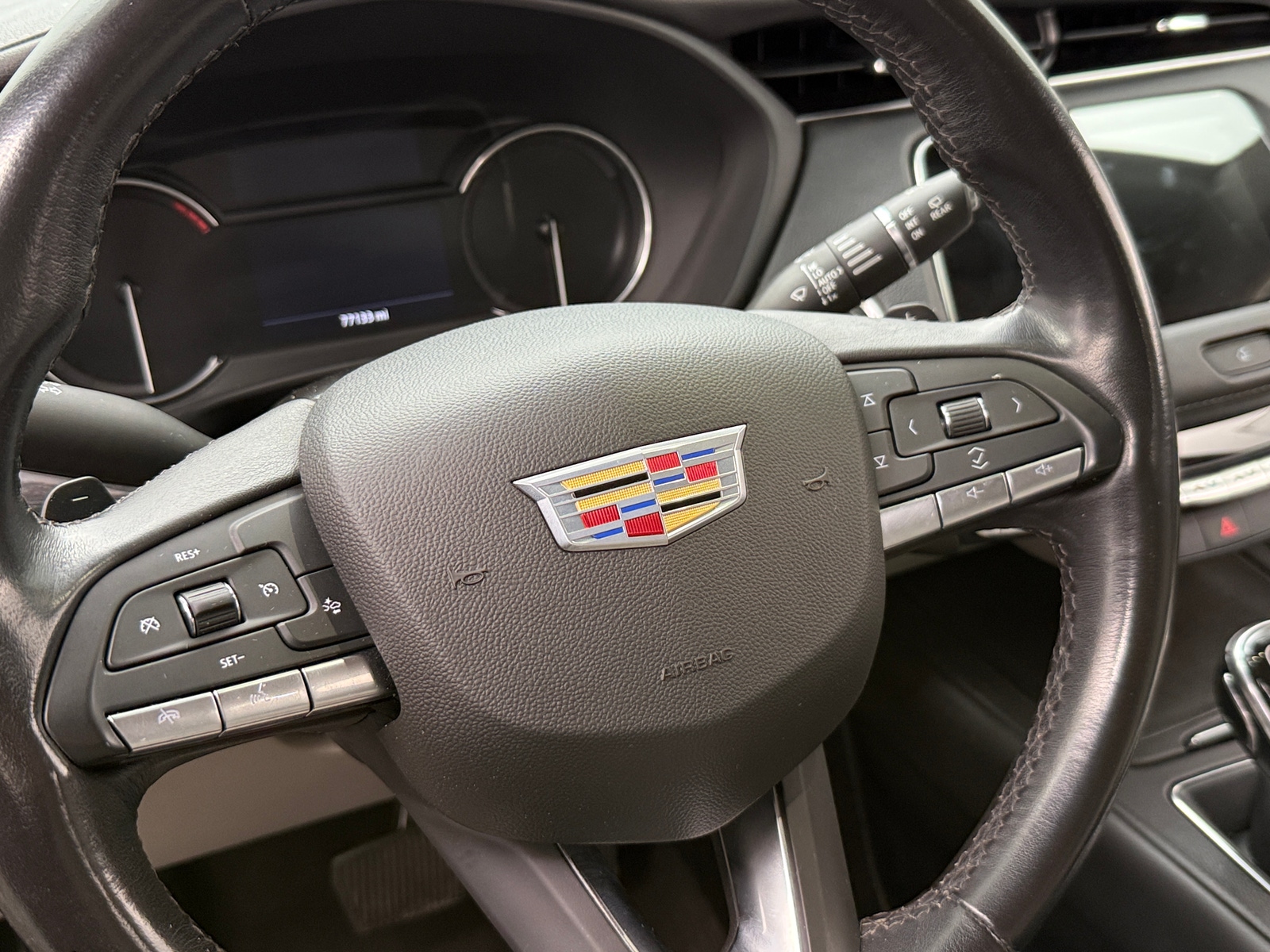 Thumbnail: 2022 Cadillac XT4 - 4