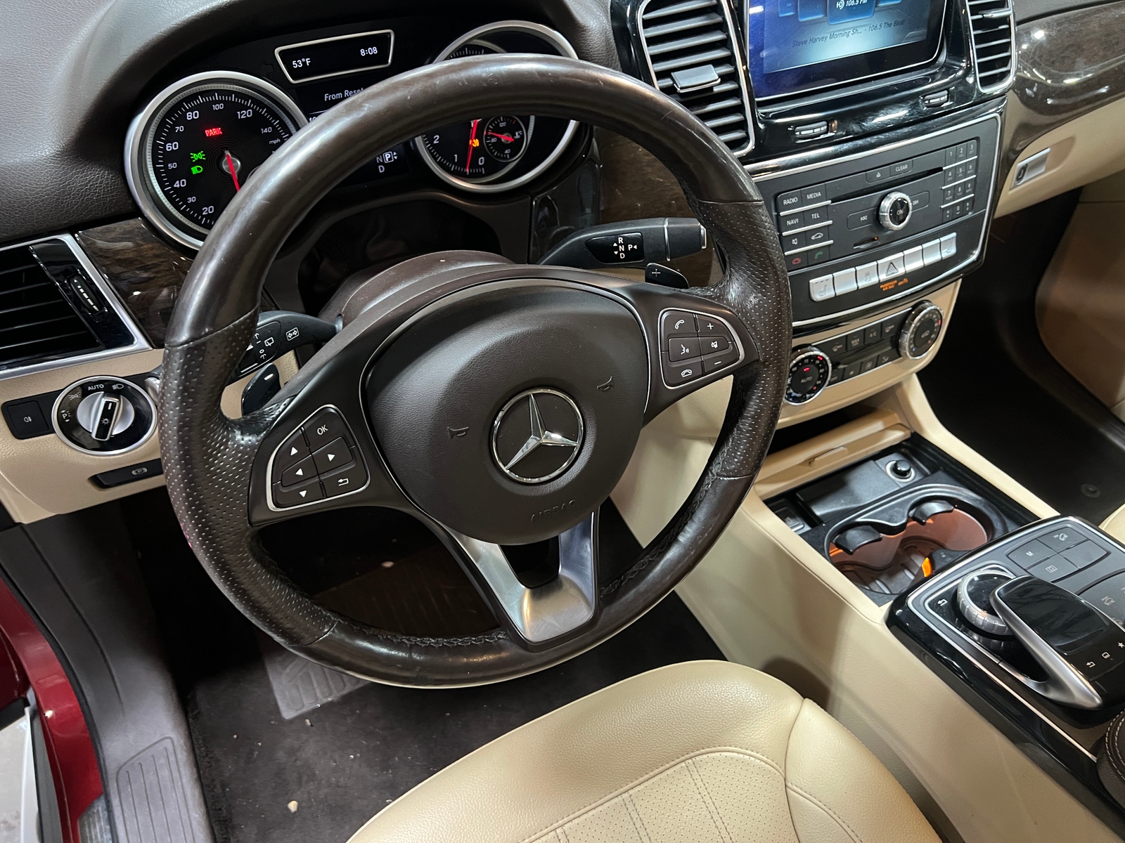 Thumbnail: 2016 Mercedes-Benz GLE - 4