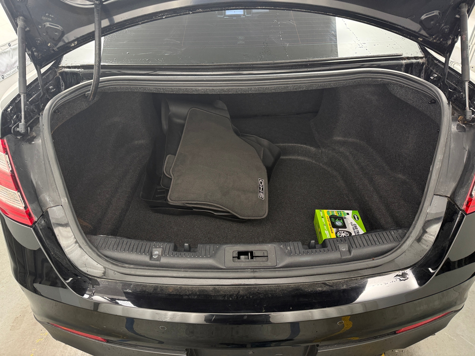 Thumbnail: 2018 Ford Taurus - 6