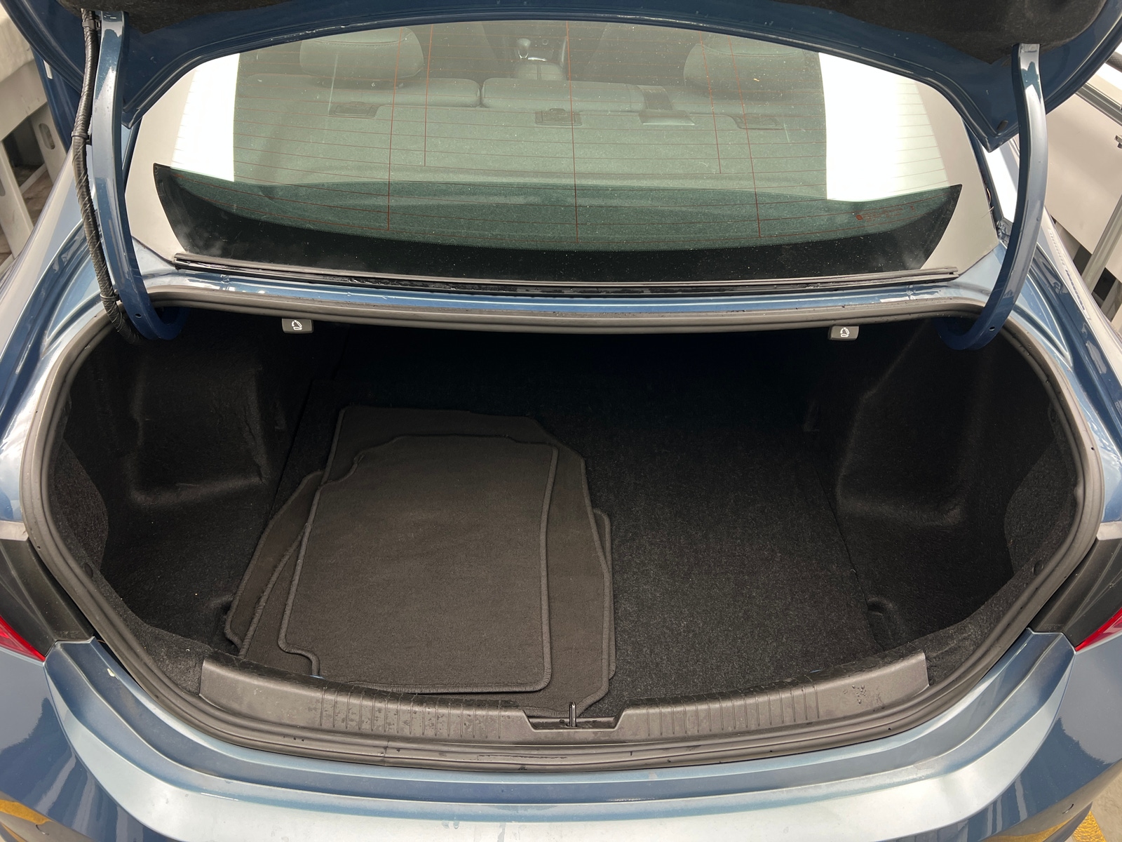 Thumbnail: 2024 Chevrolet Malibu - 7