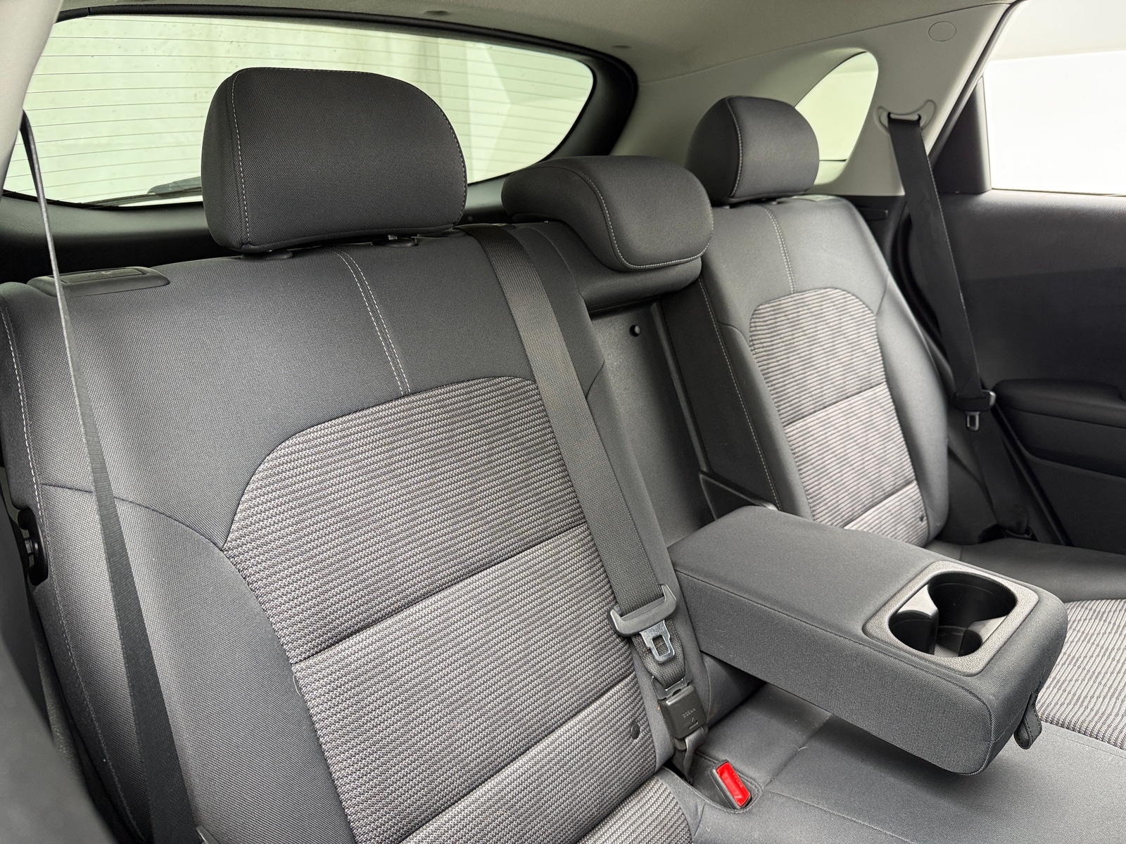 Thumbnail: 2019 Kia Niro - 6