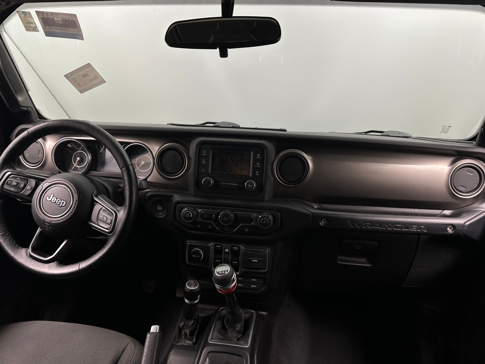 Thumbnail: 2019 Jeep Wrangler - 3